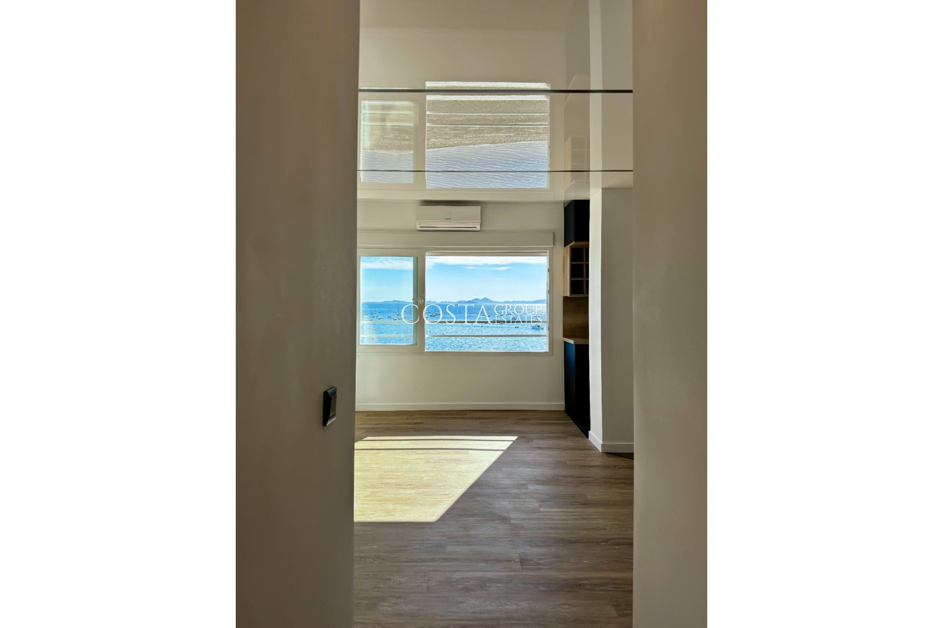 Resale - Apartments -
Pilar de la Horadada - Torre De La Horadada