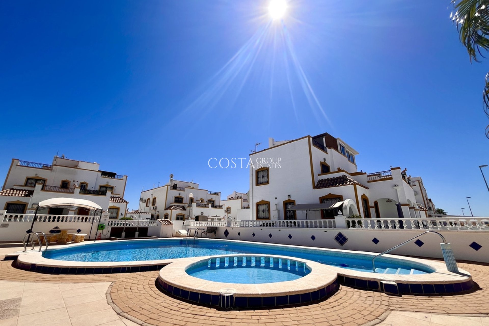 Resale - Apartments -
San Miguel de Salinas - San Miguel de Salinas Centro