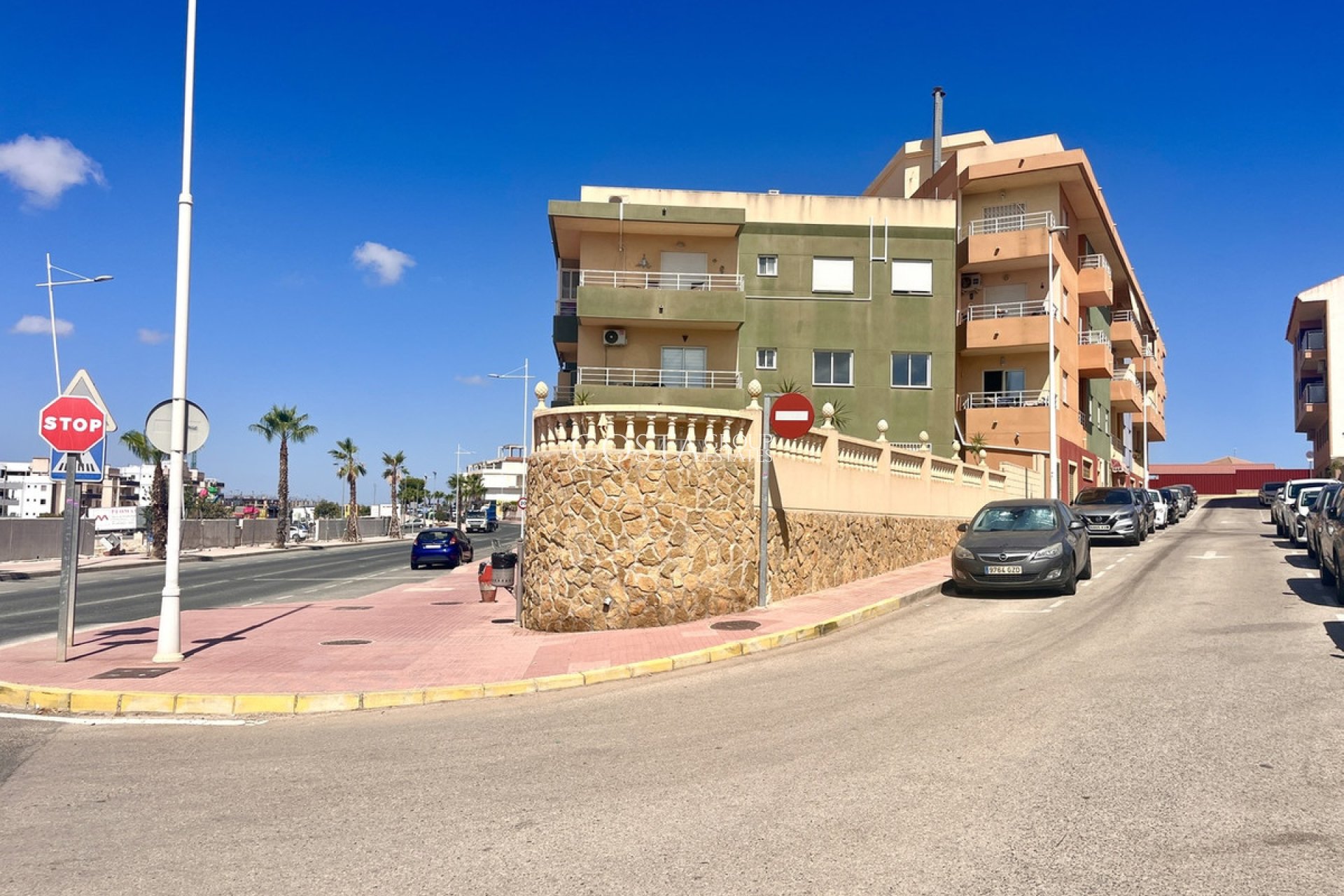Resale - Apartments -
San Miguel de Salinas - San Miguel de Salinas Centro