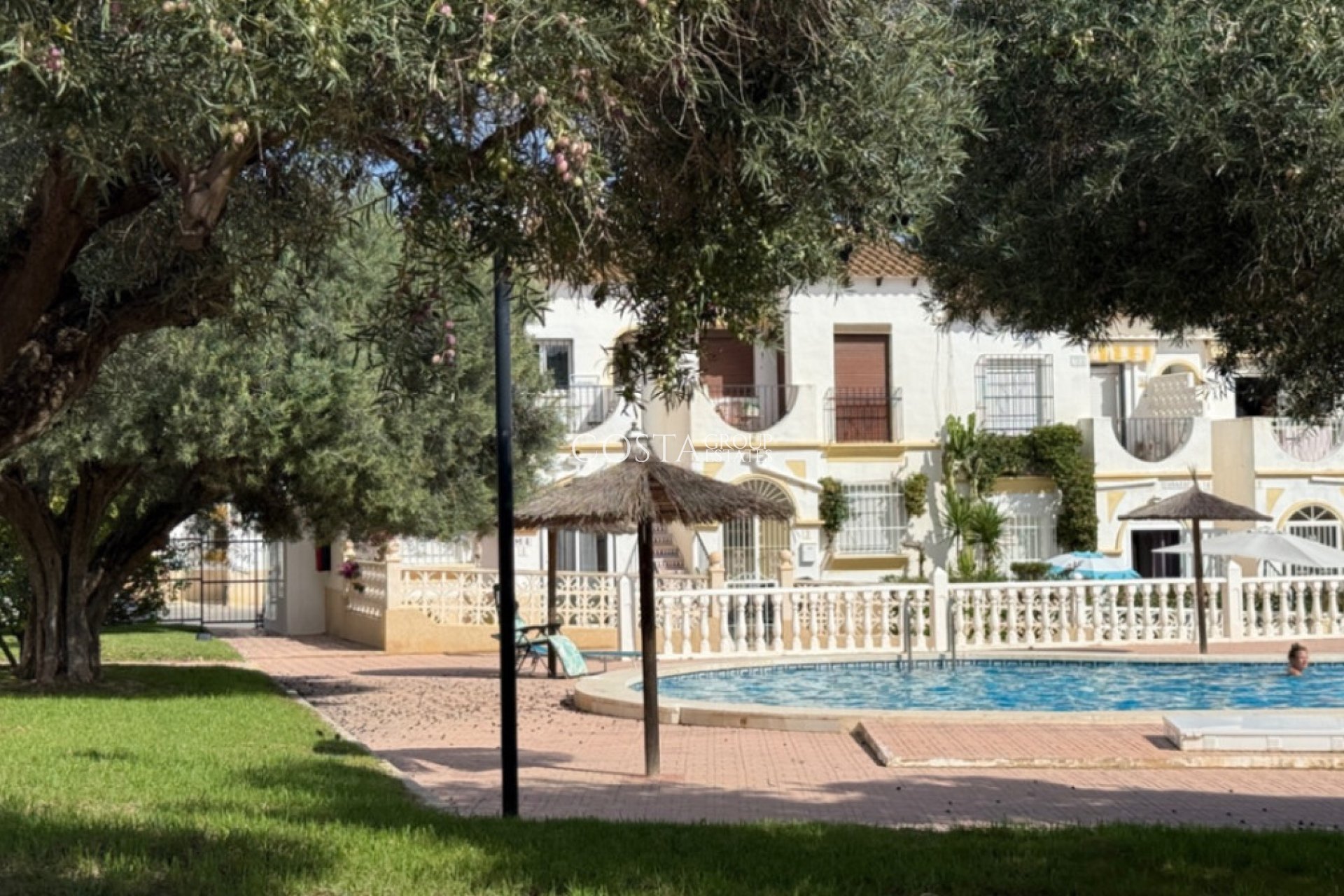 Resale - Apartments -
San Miguel de Salinas - San Miguel de Salinas Centro