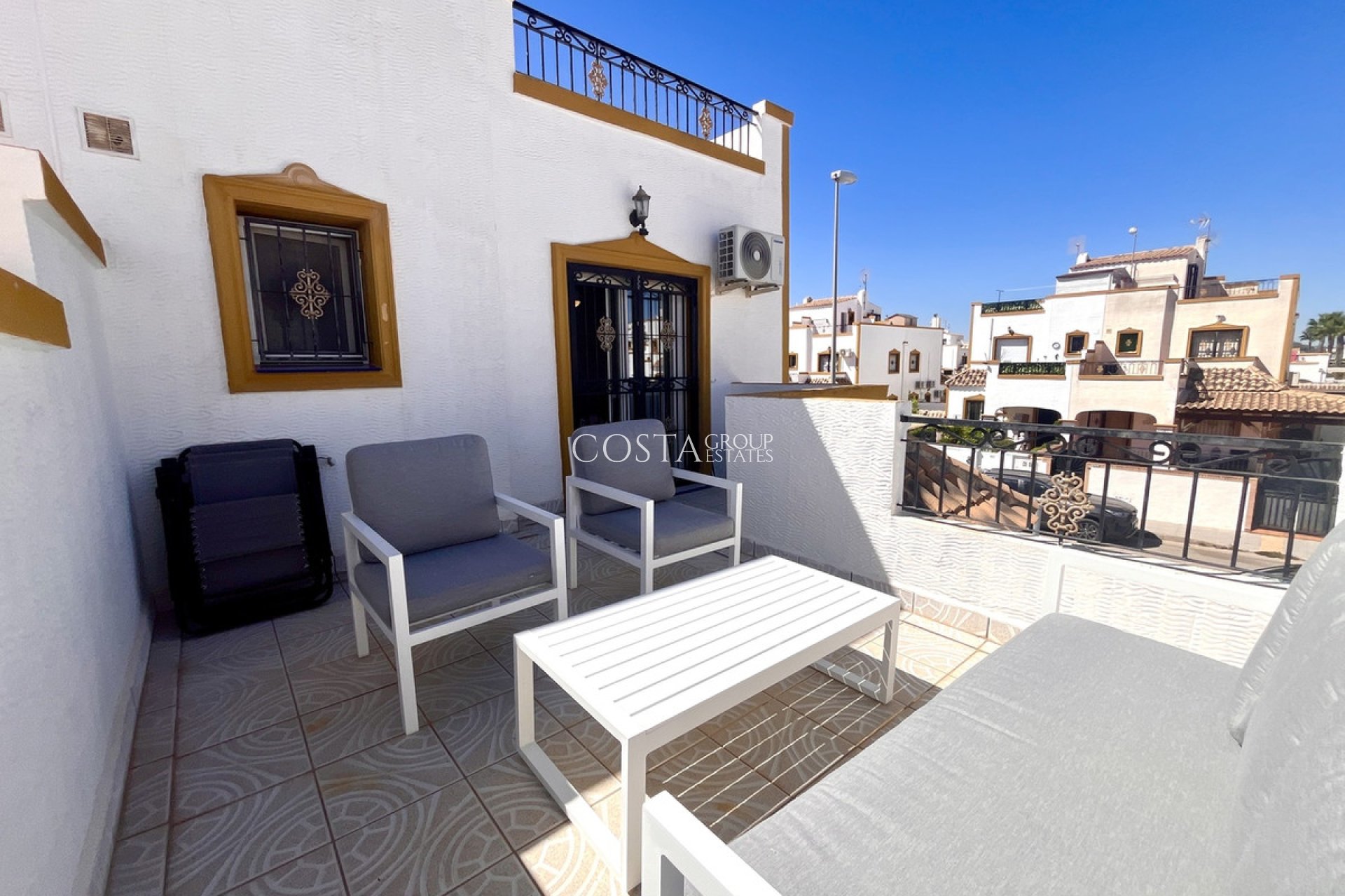 Resale - Apartments -
San Miguel de Salinas - San Miguel de Salinas Centro