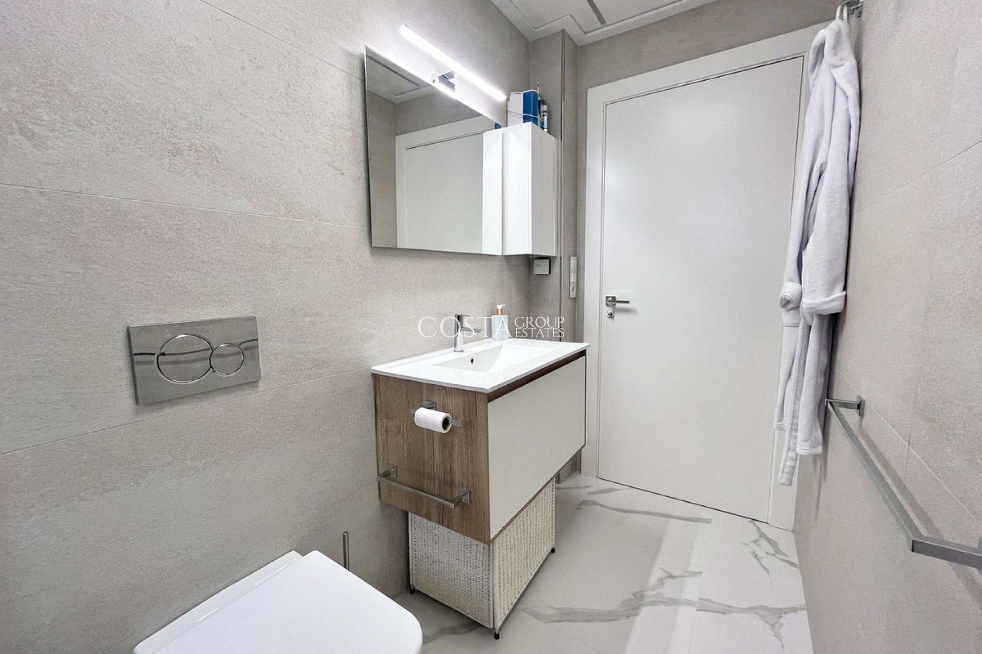 Resale - Apartments -
San Miguel de Salinas - San Miguel de Salinas Centro