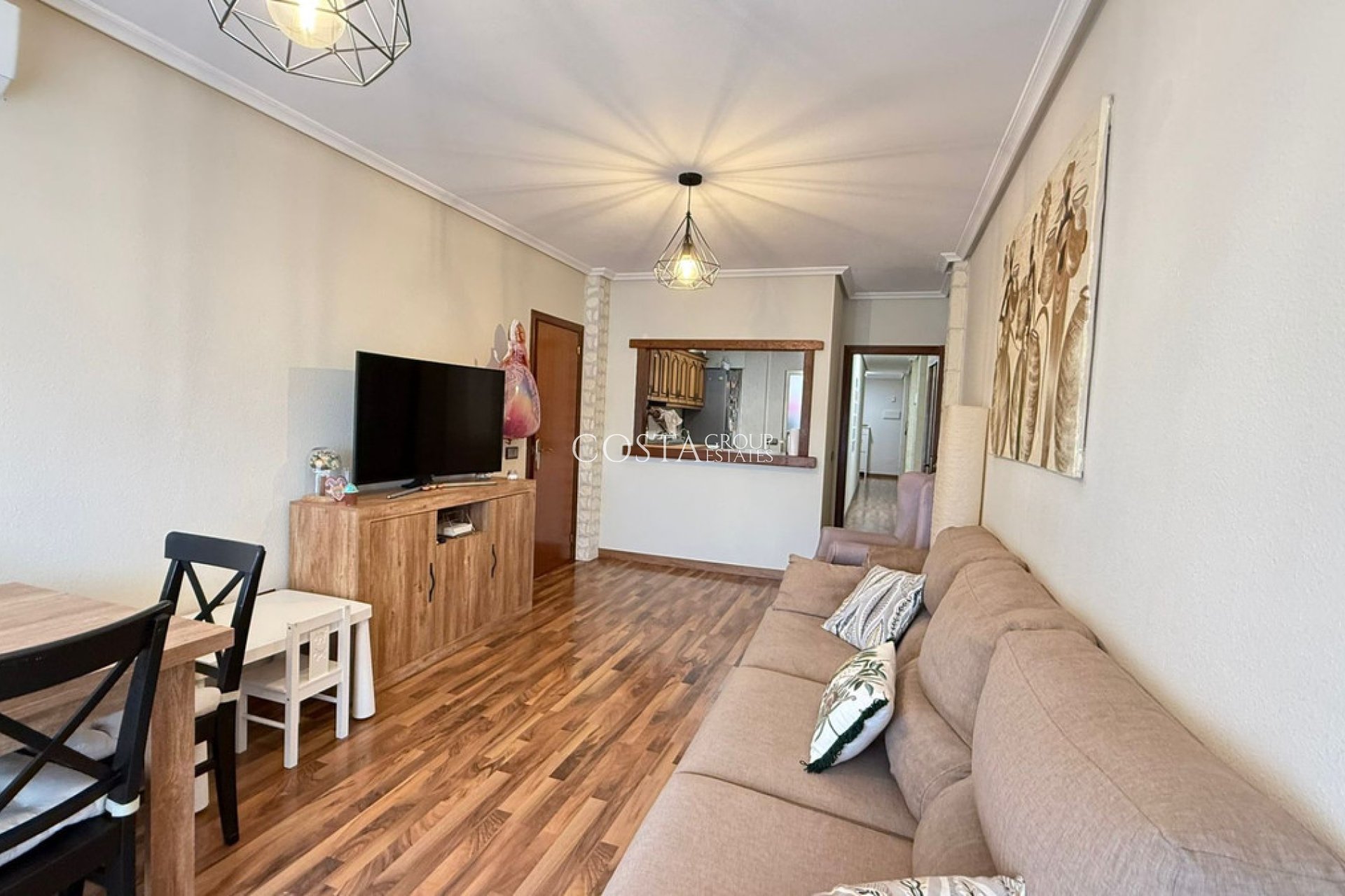 Resale - Apartments -
San Miguel de Salinas - San Miguel de Salinas Centro