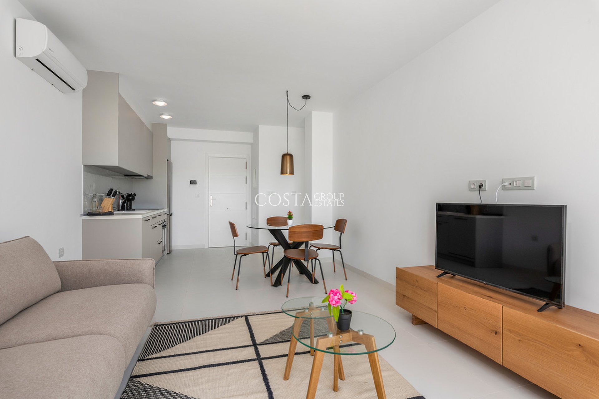 Resale - Apartments -
San Miguel de Salinas - San Miguel de Salinas Centro