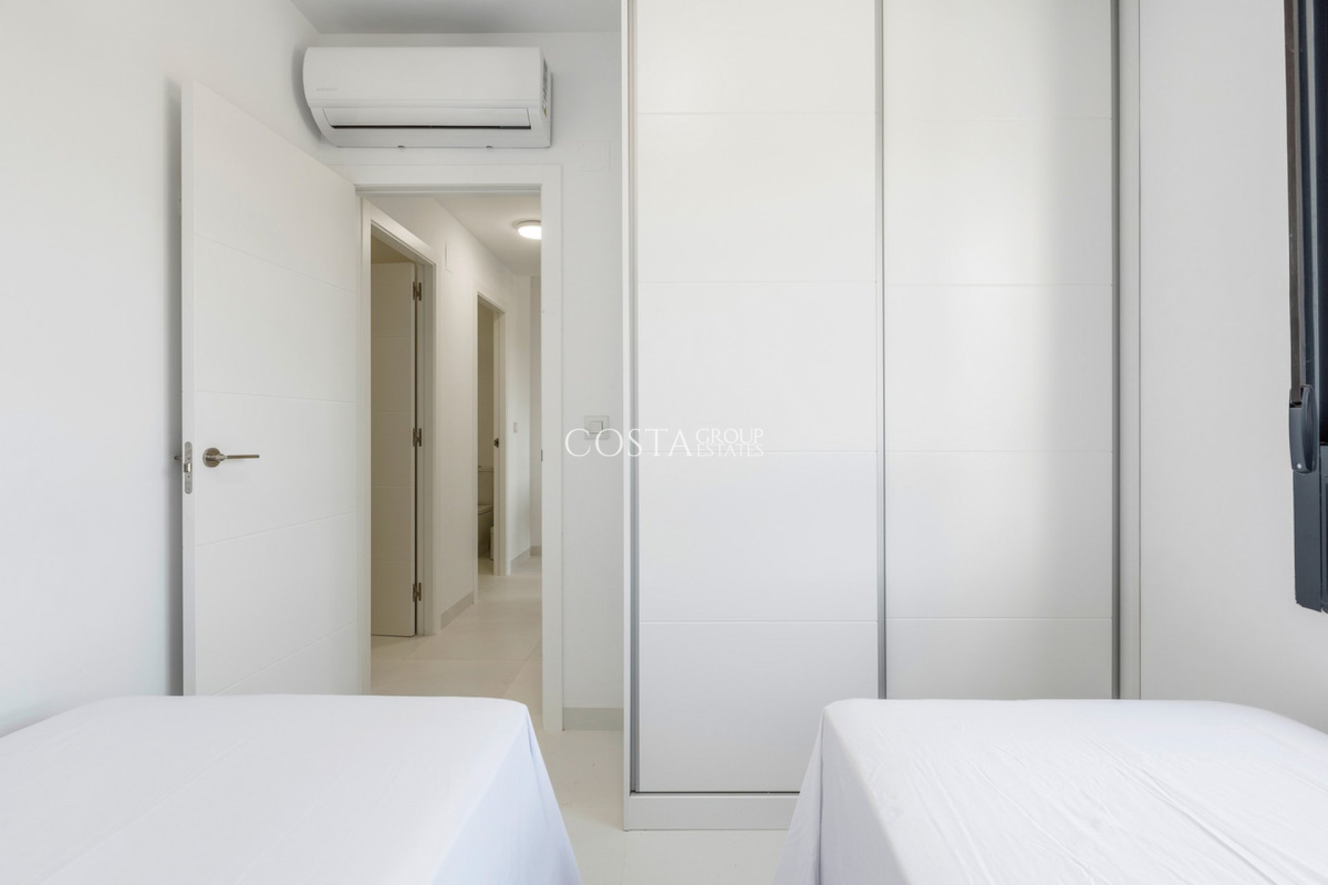 Resale - Apartments -
San Miguel de Salinas - San Miguel de Salinas Centro