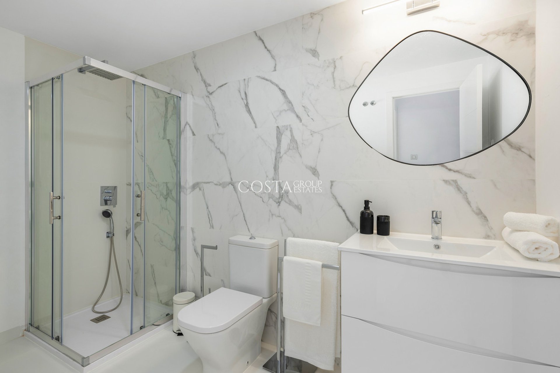 Resale - Apartments -
San Miguel de Salinas - San Miguel de Salinas Centro