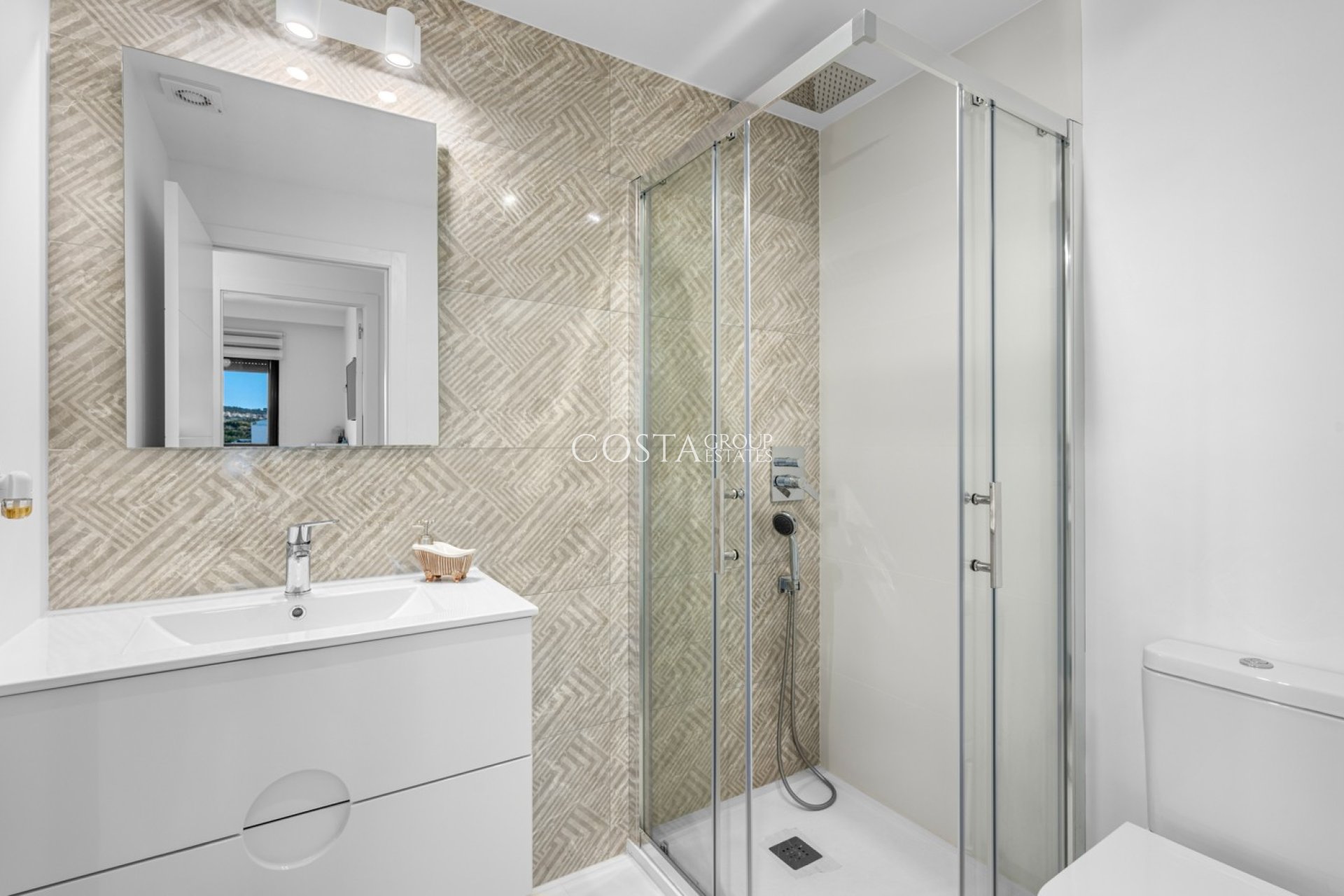 Resale - Apartments -
San Miguel de Salinas - San Miguel