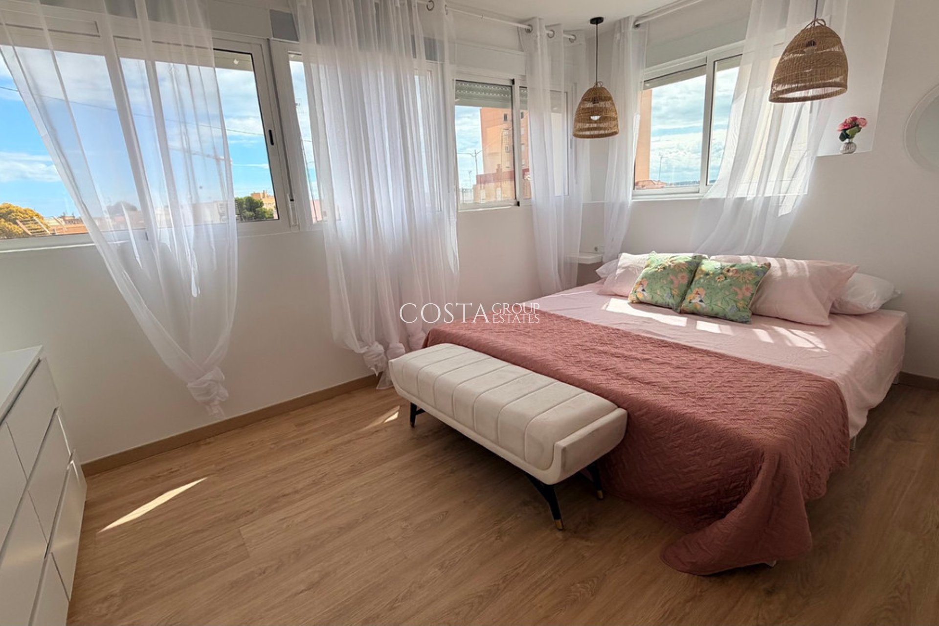 Resale - Apartments -
San Pedro del Pinatar - Lo Pagan