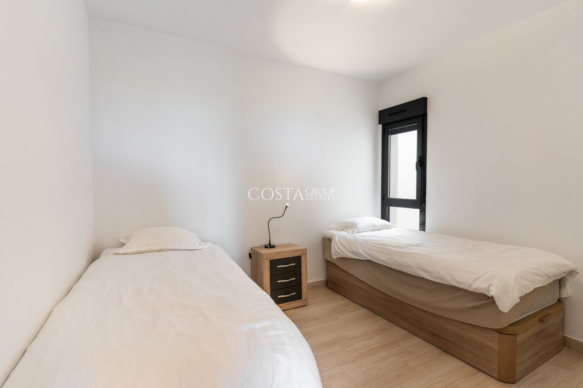 Resale - Apartments -
Torrevieja - La Mata