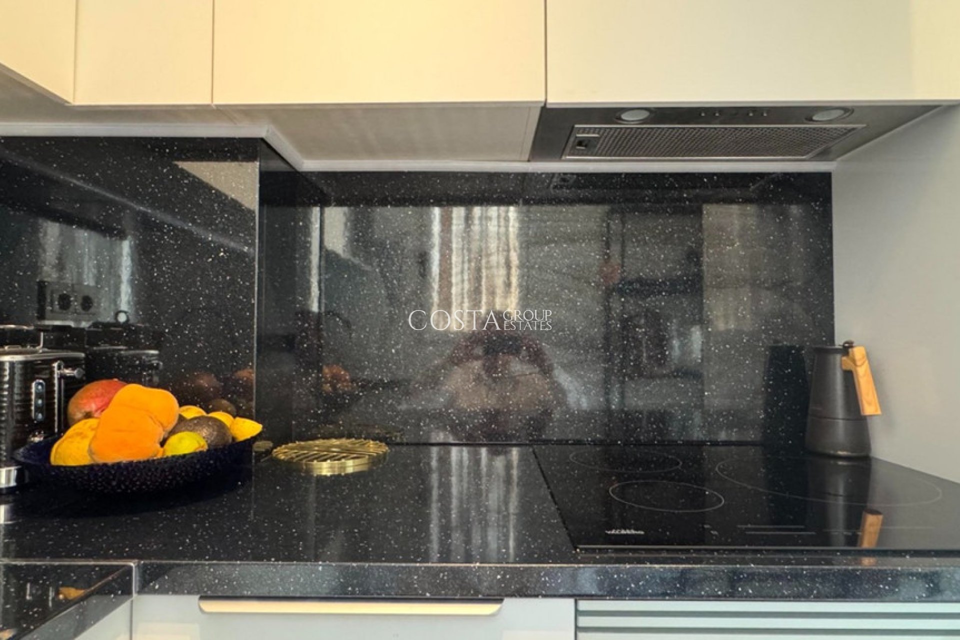 Resale - Apartments -
Torrevieja - La Mata