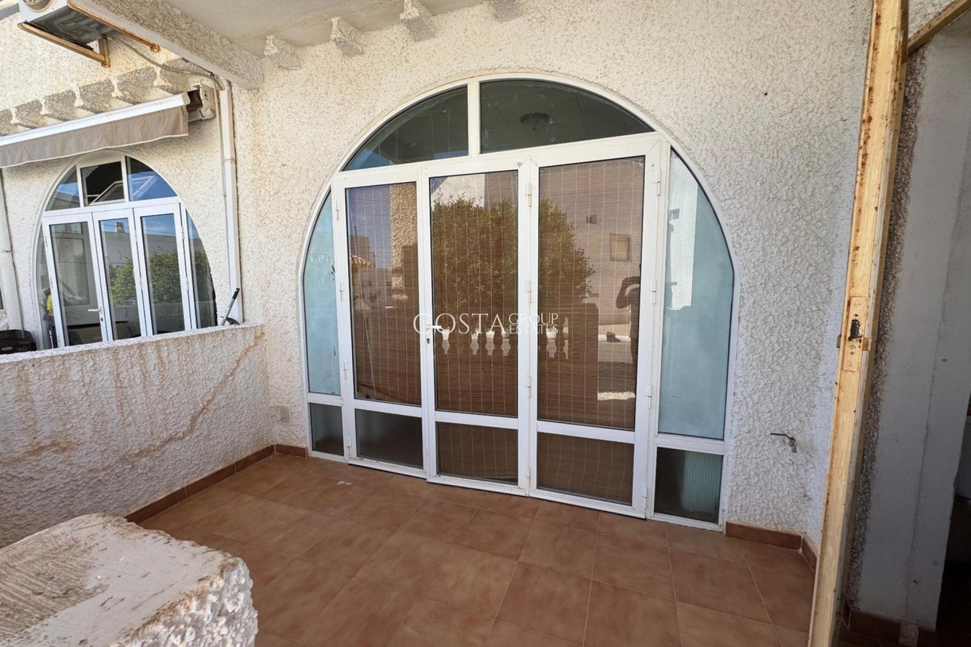 Resale - Apartments -
Torrevieja - La Mata