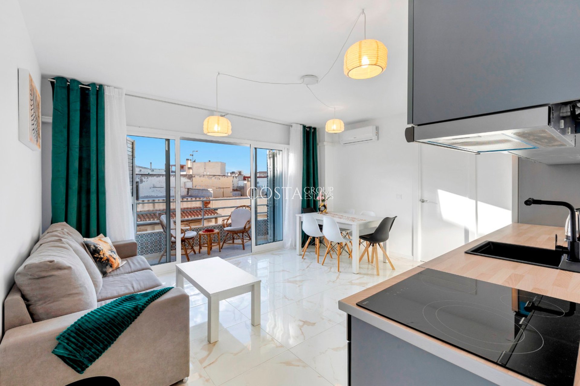 Resale - Apartments -
Torrevieja - La Mata