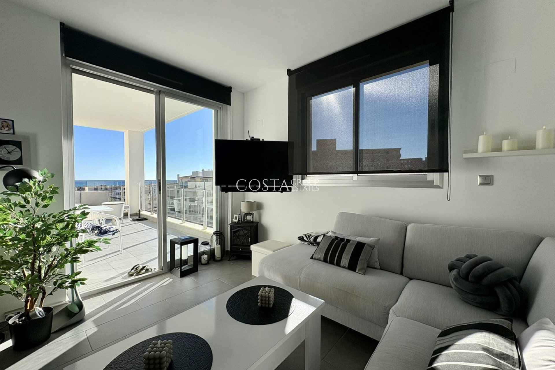 Resale - Apartments -
Torrevieja - La Mata