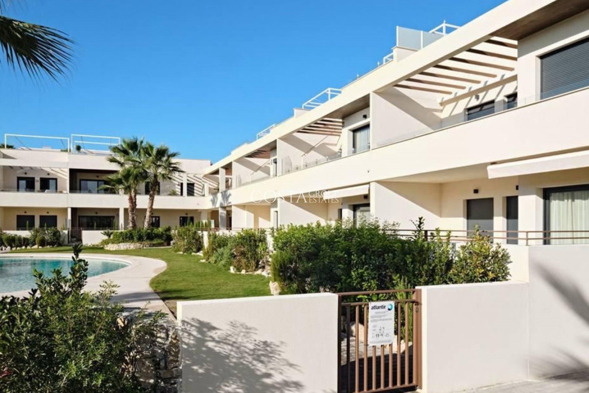 Resale - Apartments -
Torrevieja - La Veleta