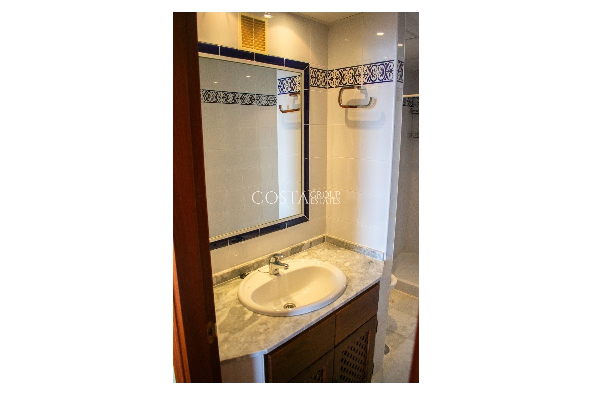 Resale - Apartments -
Torrevieja - Playa de los Locos