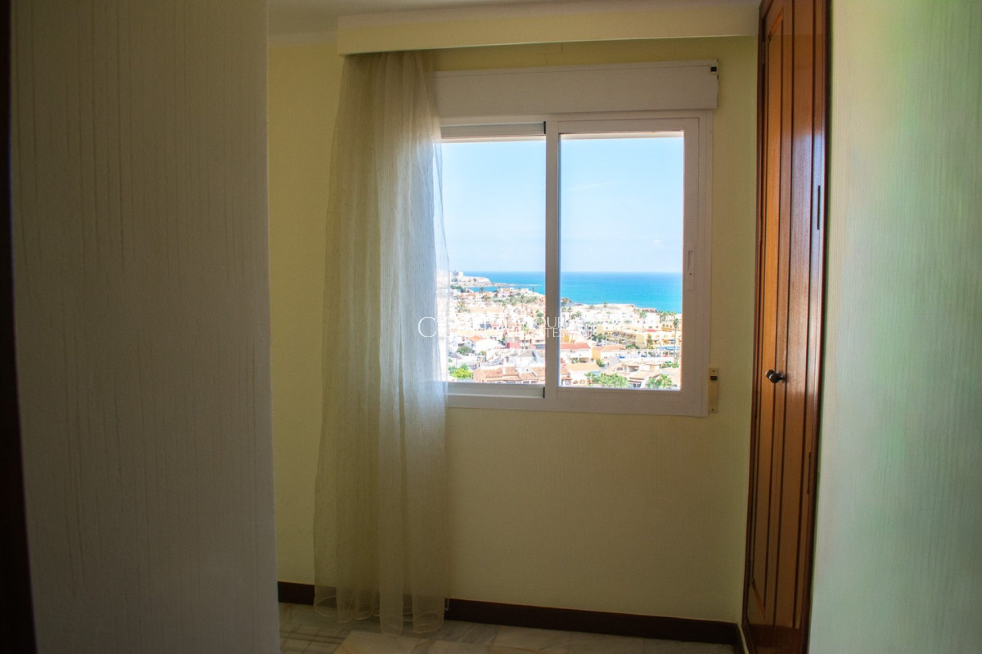 Resale - Apartments -
Torrevieja - Playa de los Locos