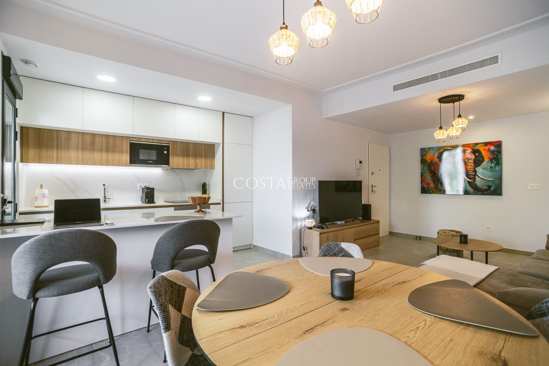 Resale - Apartments -
Torrevieja - Playa del Cura