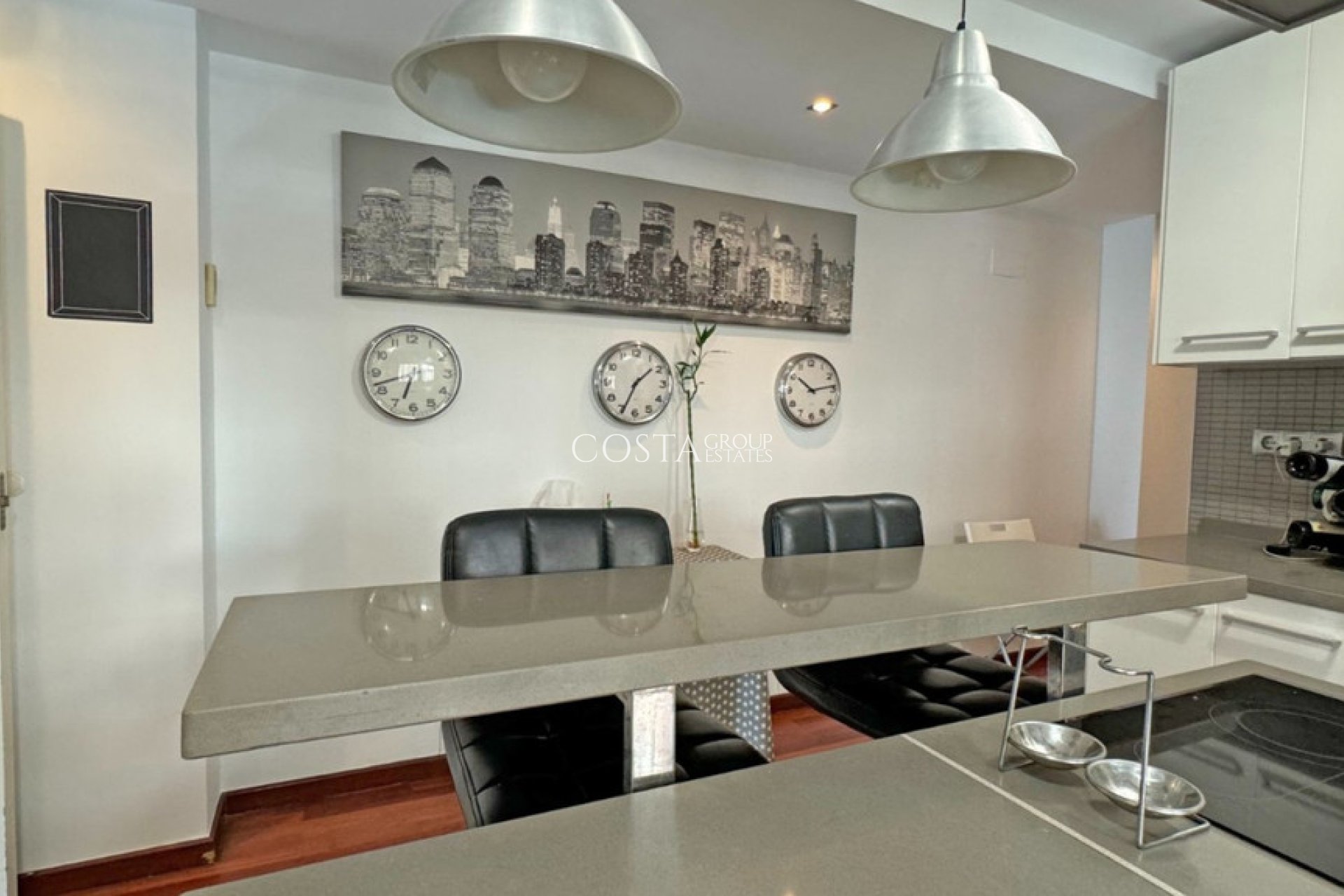 Resale - Apartments -
Torrevieja - Playa del Cura