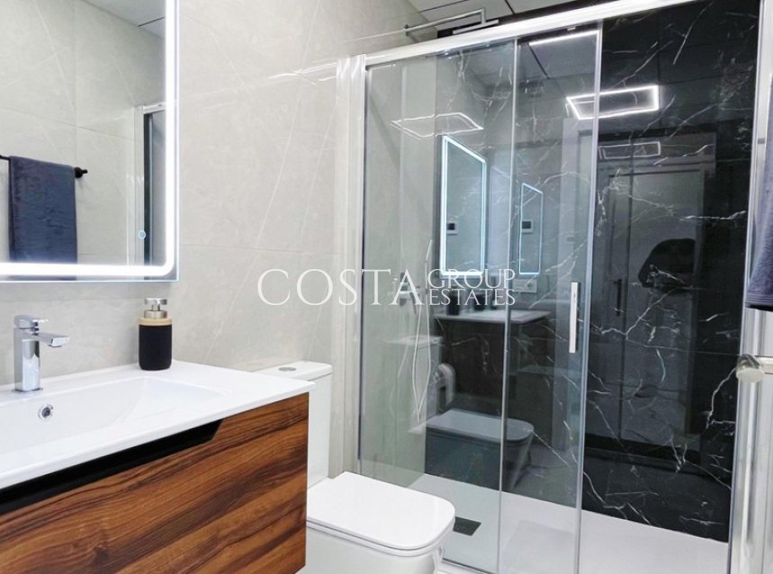 Resale - Apartments -
Torrevieja - Playa del Cura