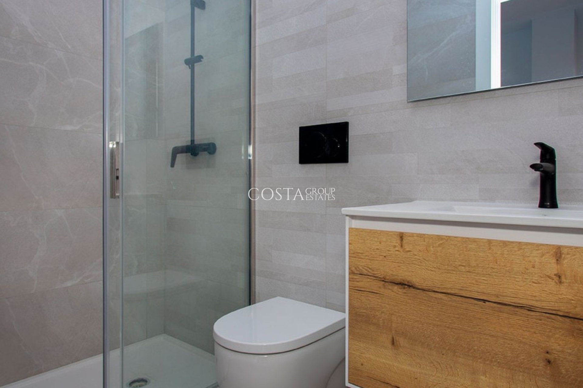 Resale - Apartments -
Torrevieja - Playa del Cura