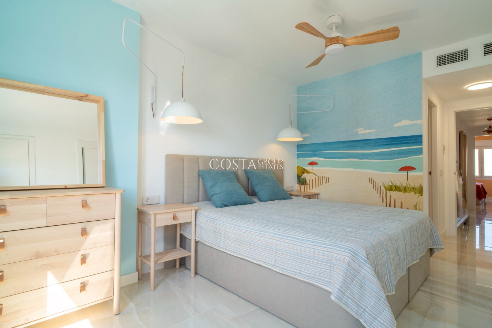 Resale - Apartments -
Torrevieja - Punta Prima