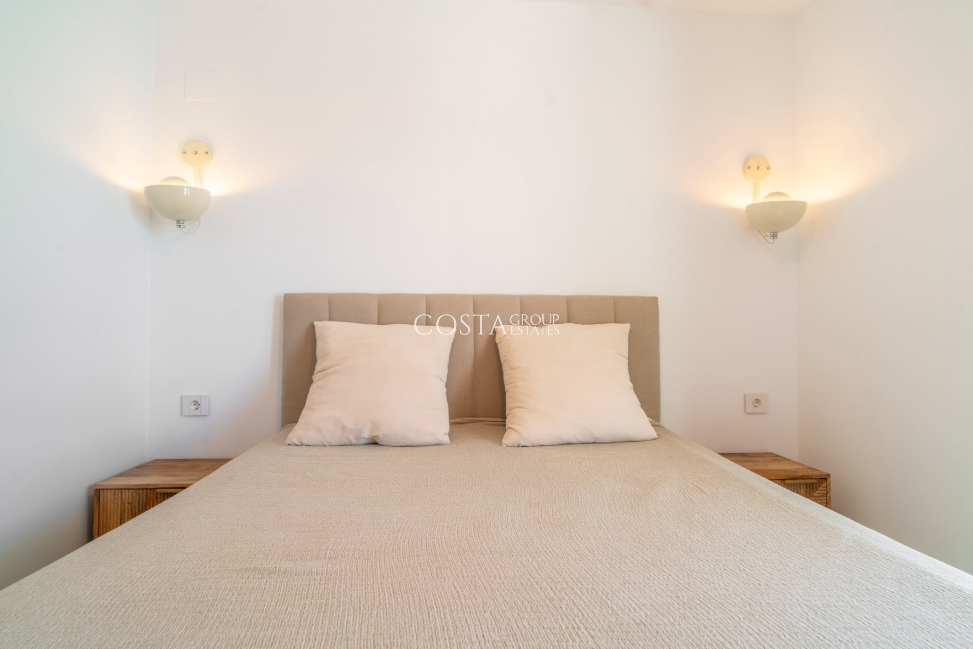 Resale - Apartments -
Torrevieja - Punta Prima