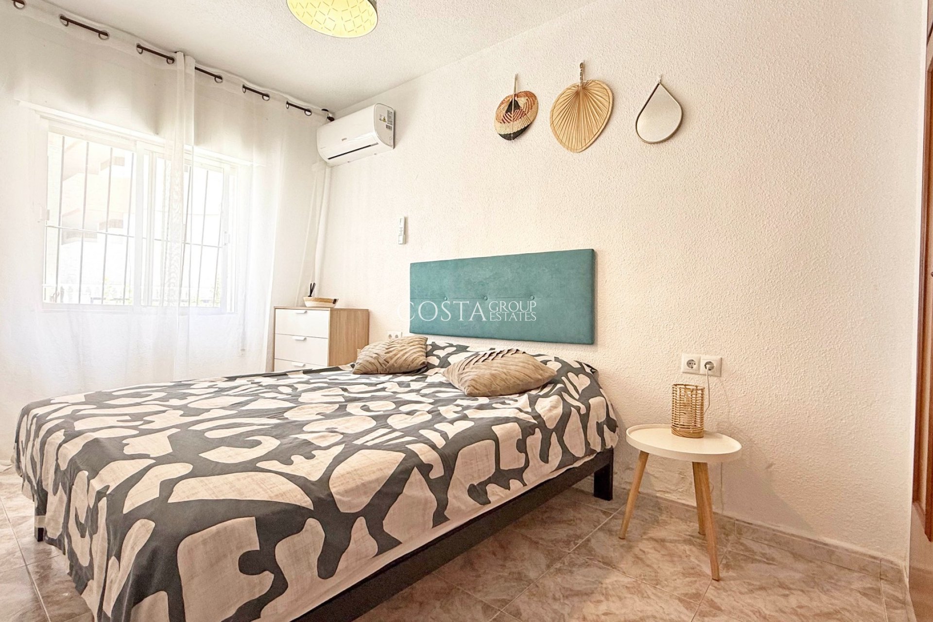 Resale - Apartments -
Torrevieja - Torrelamata - La Mata