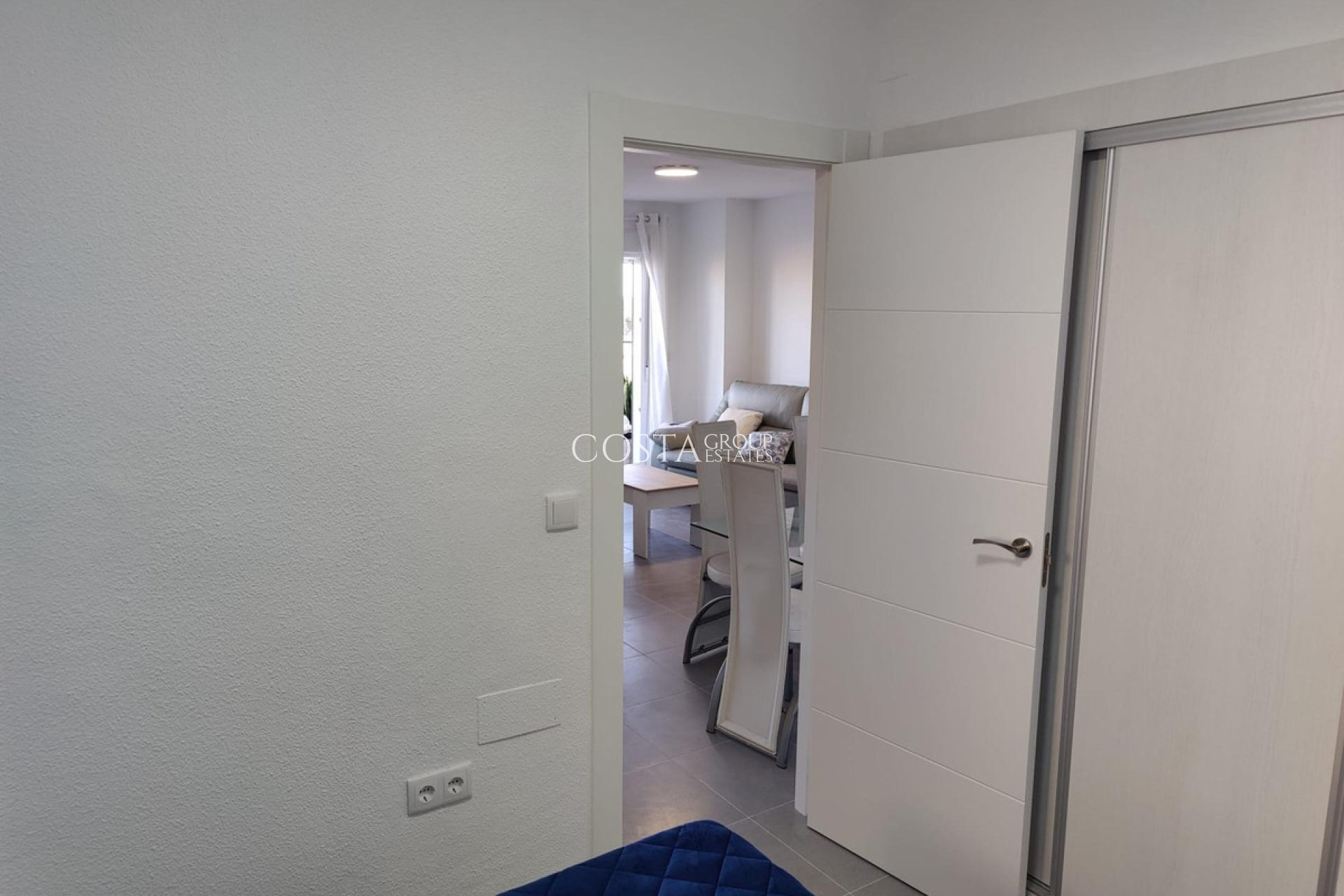 Resale - Apartments -
Torrevieja - Torrevieja Centro