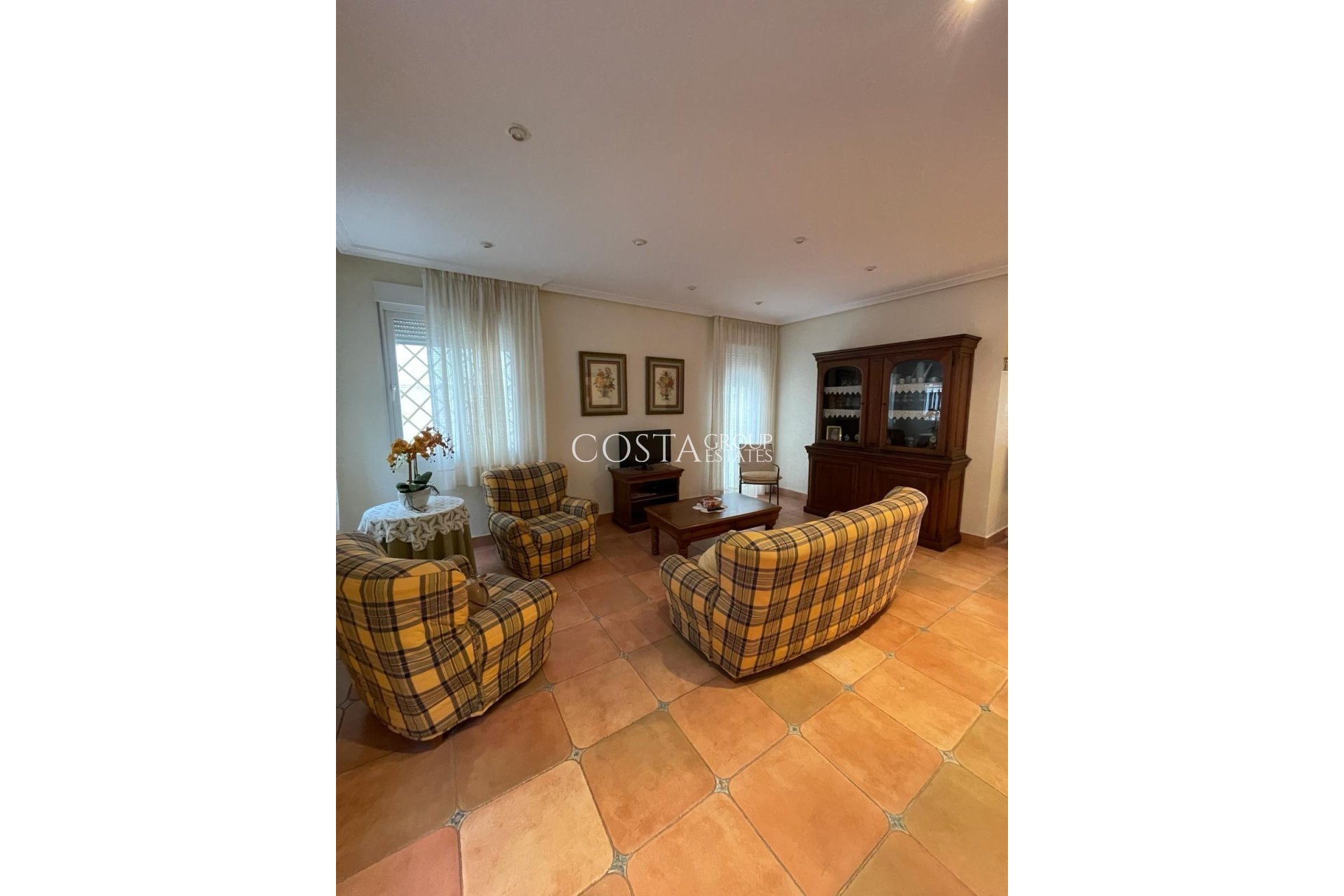 Resale - Apartments -
Torrevieja - Torrevieja Centro