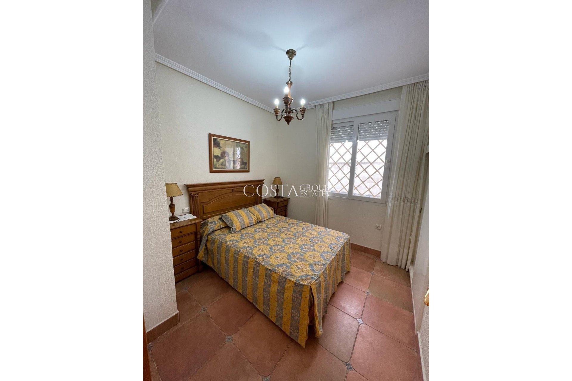 Resale - Apartments -
Torrevieja - Torrevieja Centro