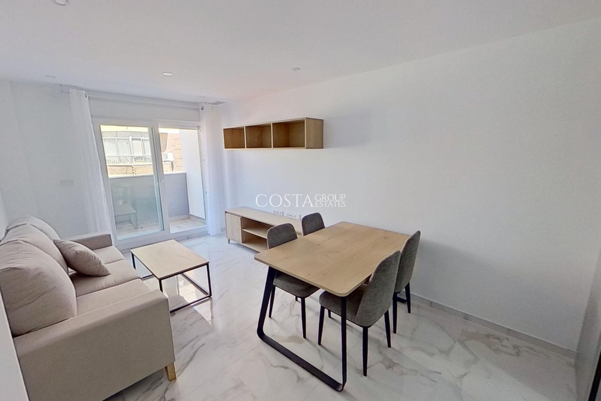 Resale - Apartments -
Torrevieja - Torrevieja Centro