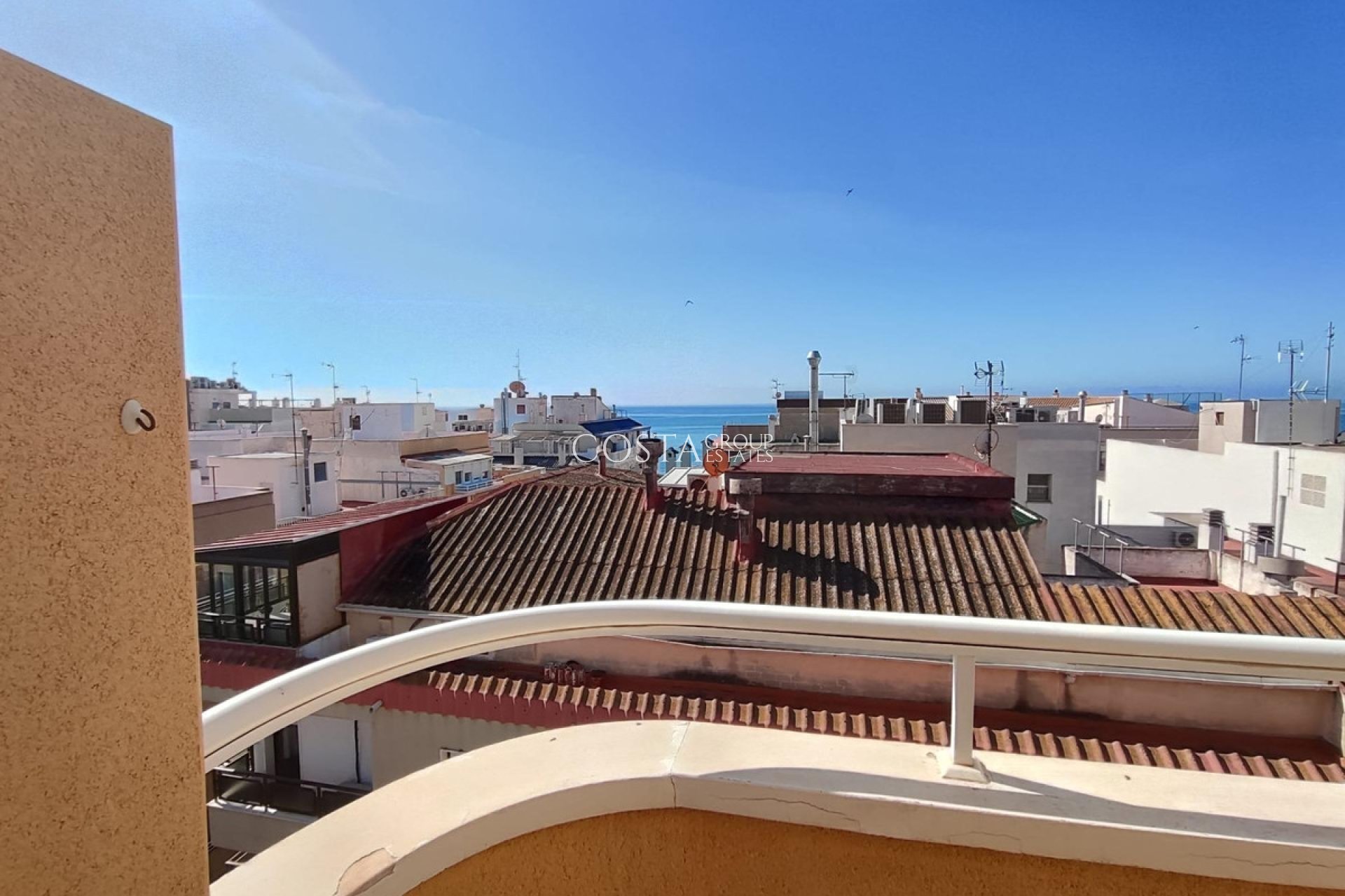 Resale - Apartments -
Torrevieja - Torrevieja Centro
