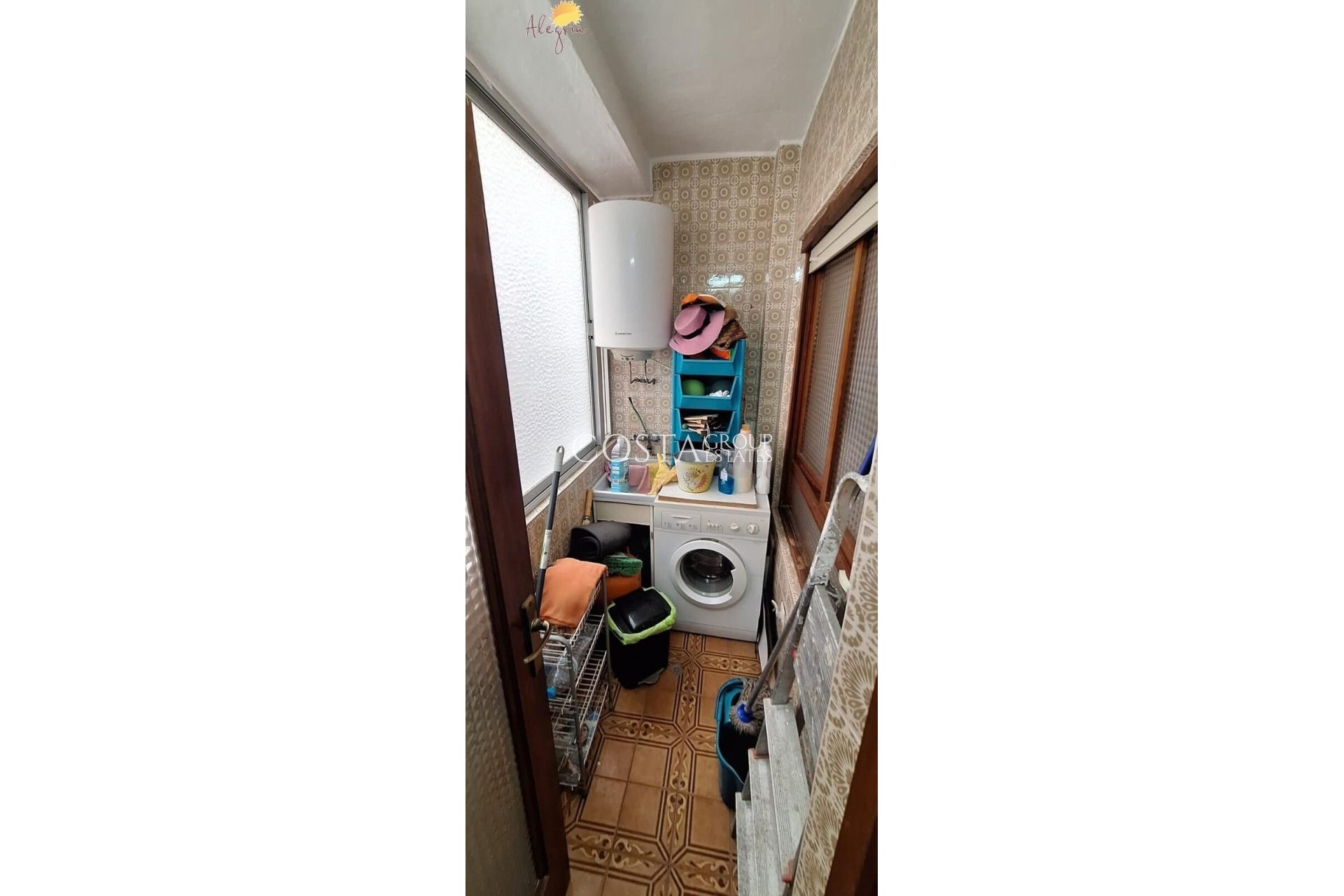 Resale - Apartments -
Torrevieja - Torrevieja Centro