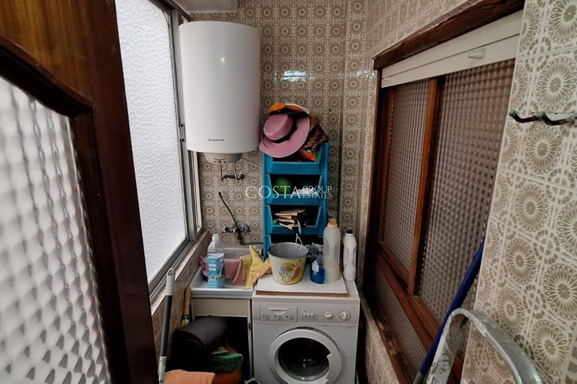 Resale - Apartments -
Torrevieja - Torrevieja Centro