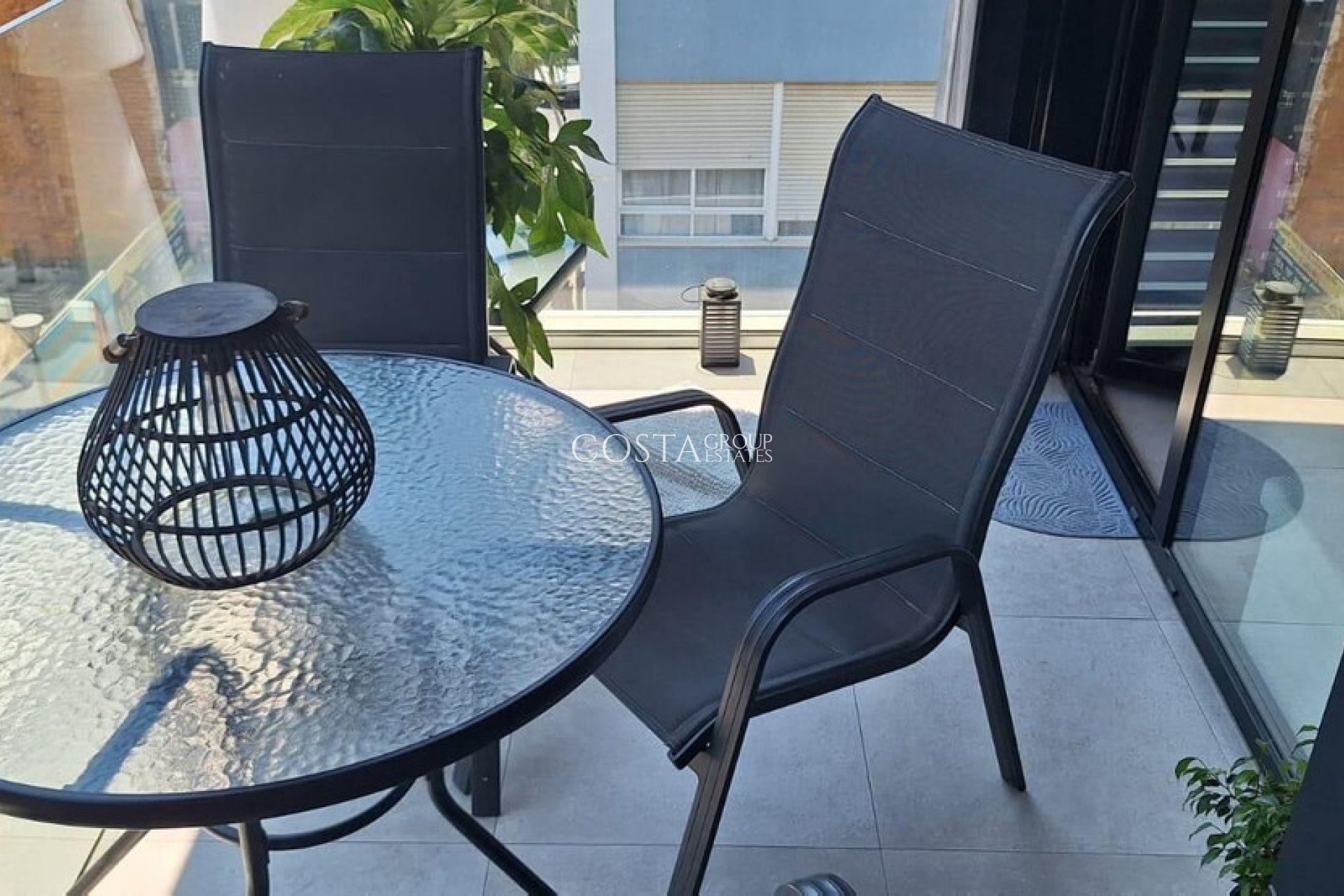 Resale - Apartments -
Torrevieja - Torrevieja Centro