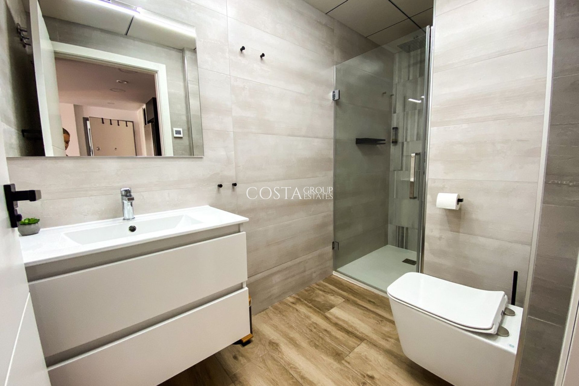 Resale - Apartments -
Torrevieja - Torrevieja Centro