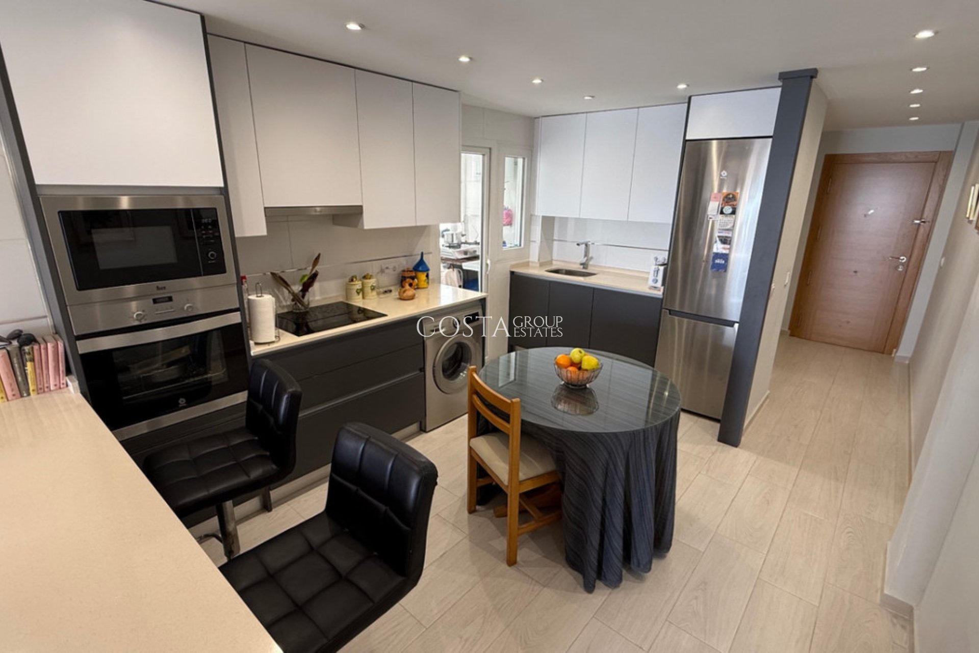 Resale - Apartments -
Torrevieja - Torrevieja Centro