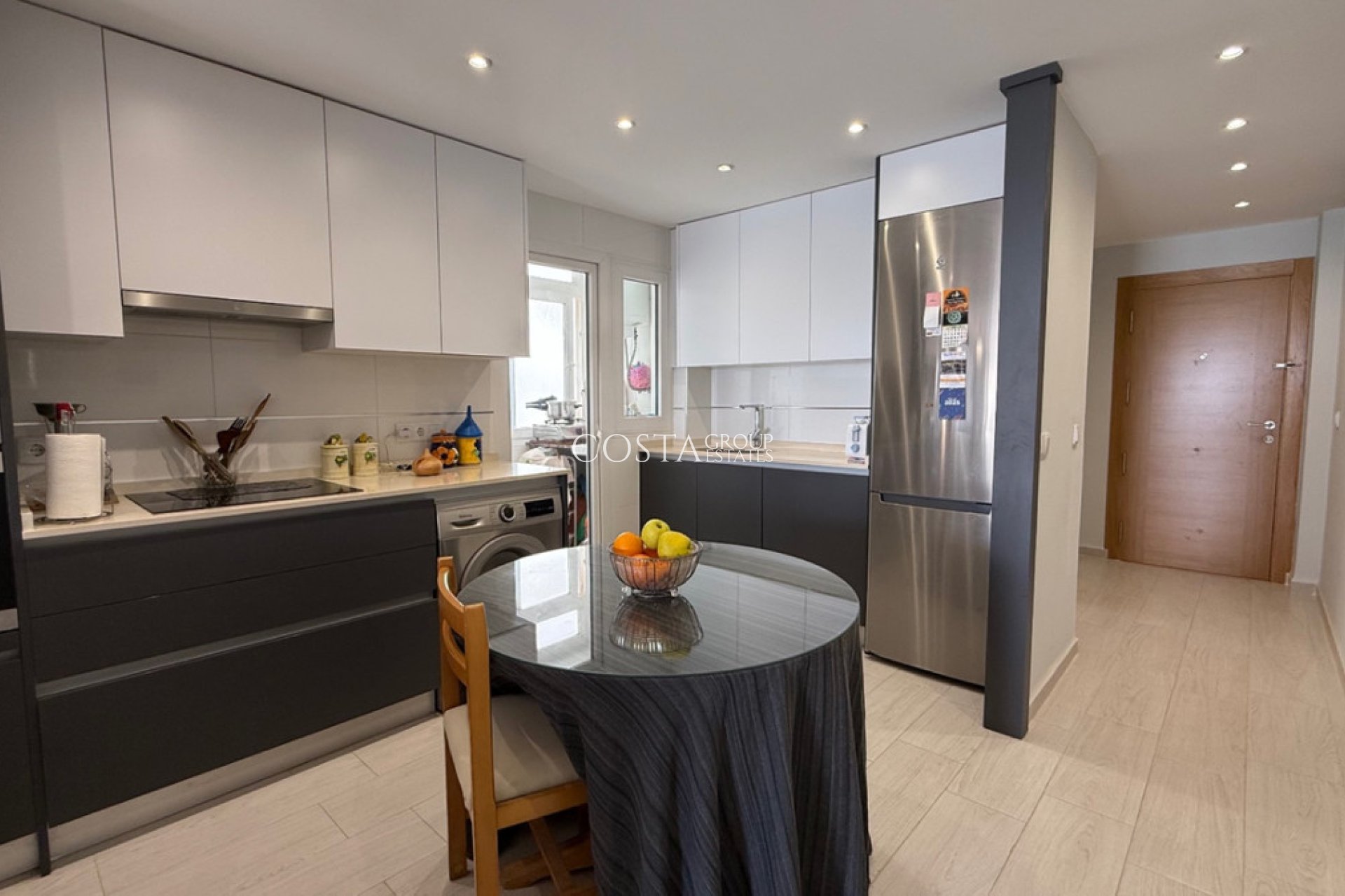 Resale - Apartments -
Torrevieja - Torrevieja Centro