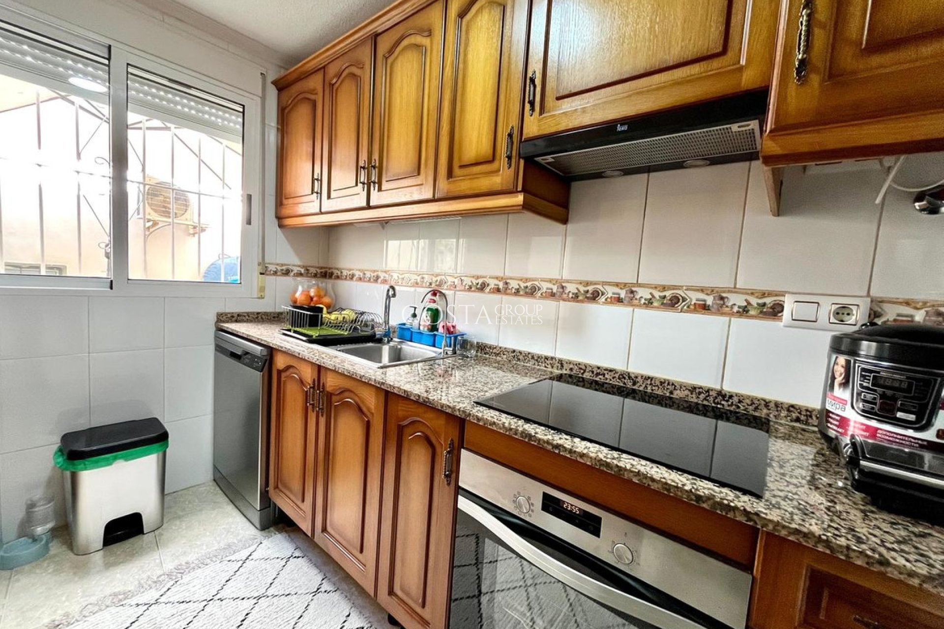 Resale - Apartments -
Torrevieja - Torrevieja Centro