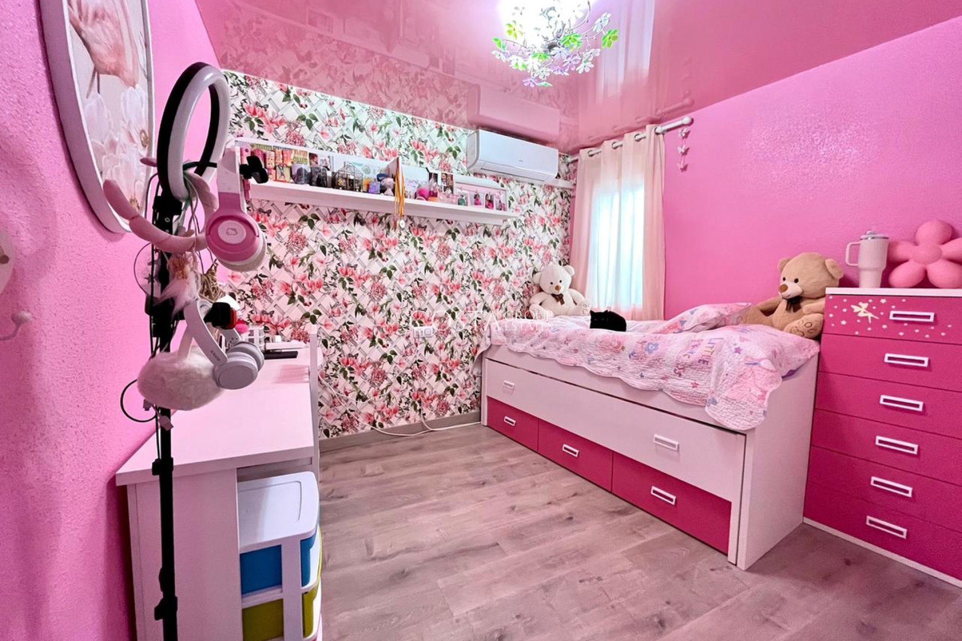 Resale - Apartments -
Torrevieja - Torrevieja Centro