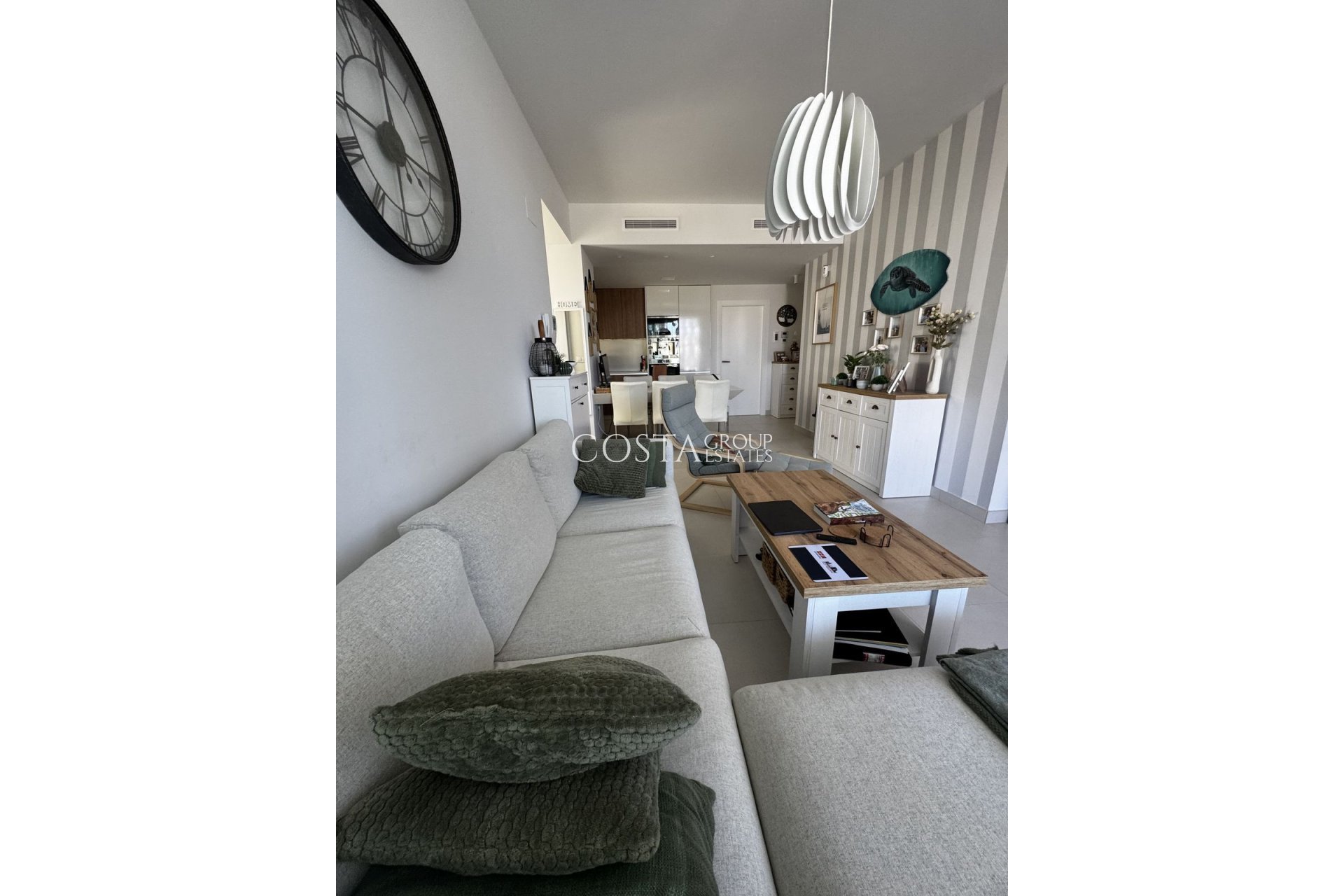 Resale - Apartments -
Torrevieja - Torrevieja Centro