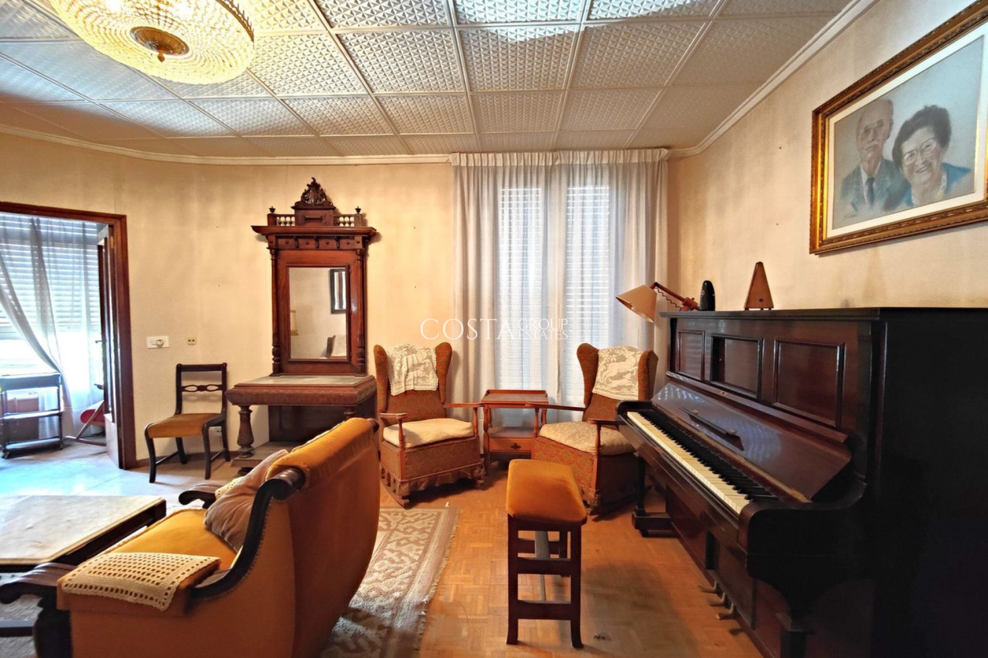 Resale - Apartments -
Torrevieja - Torrevieja Centro