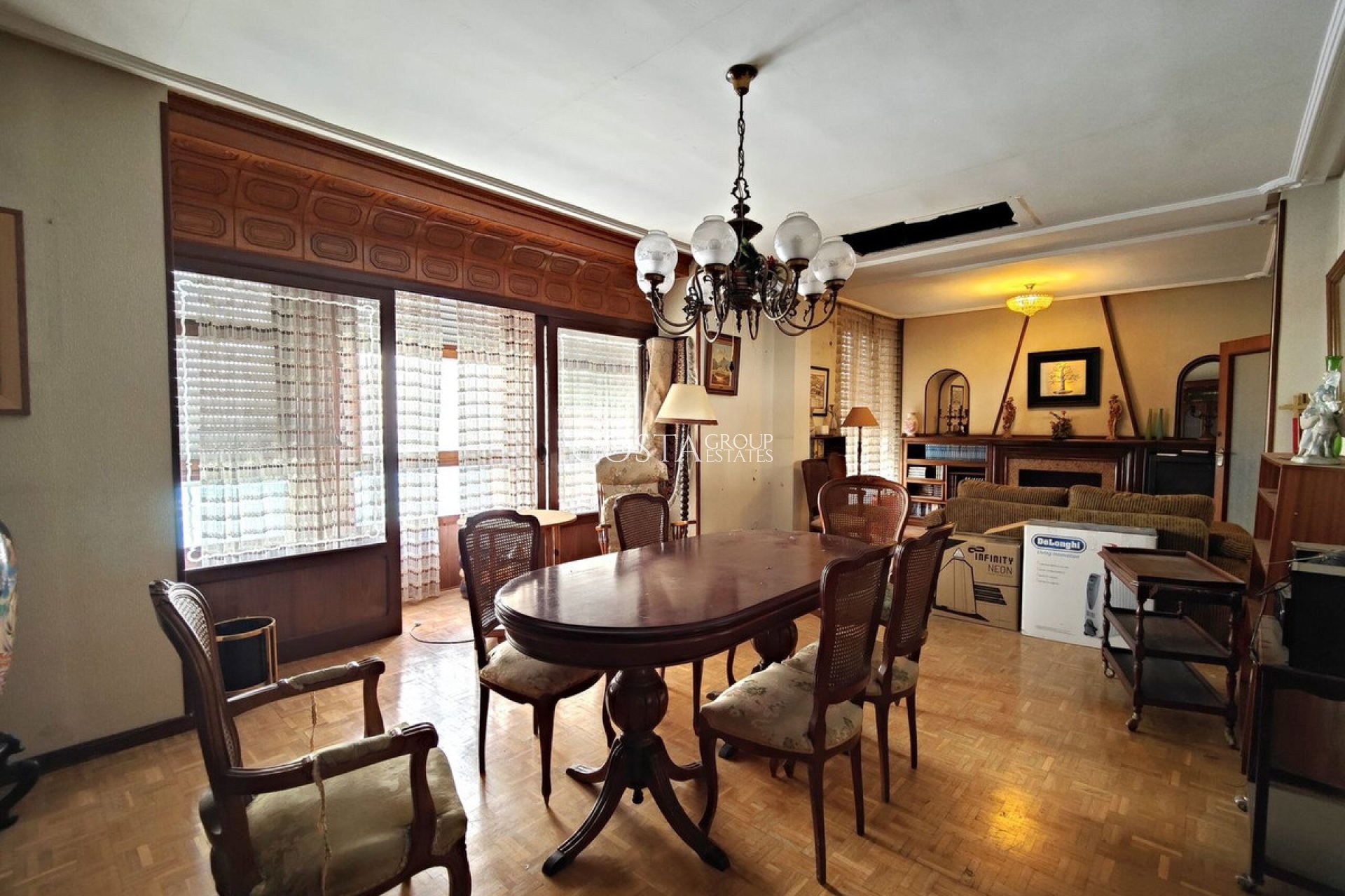 Resale - Apartments -
Torrevieja - Torrevieja Centro