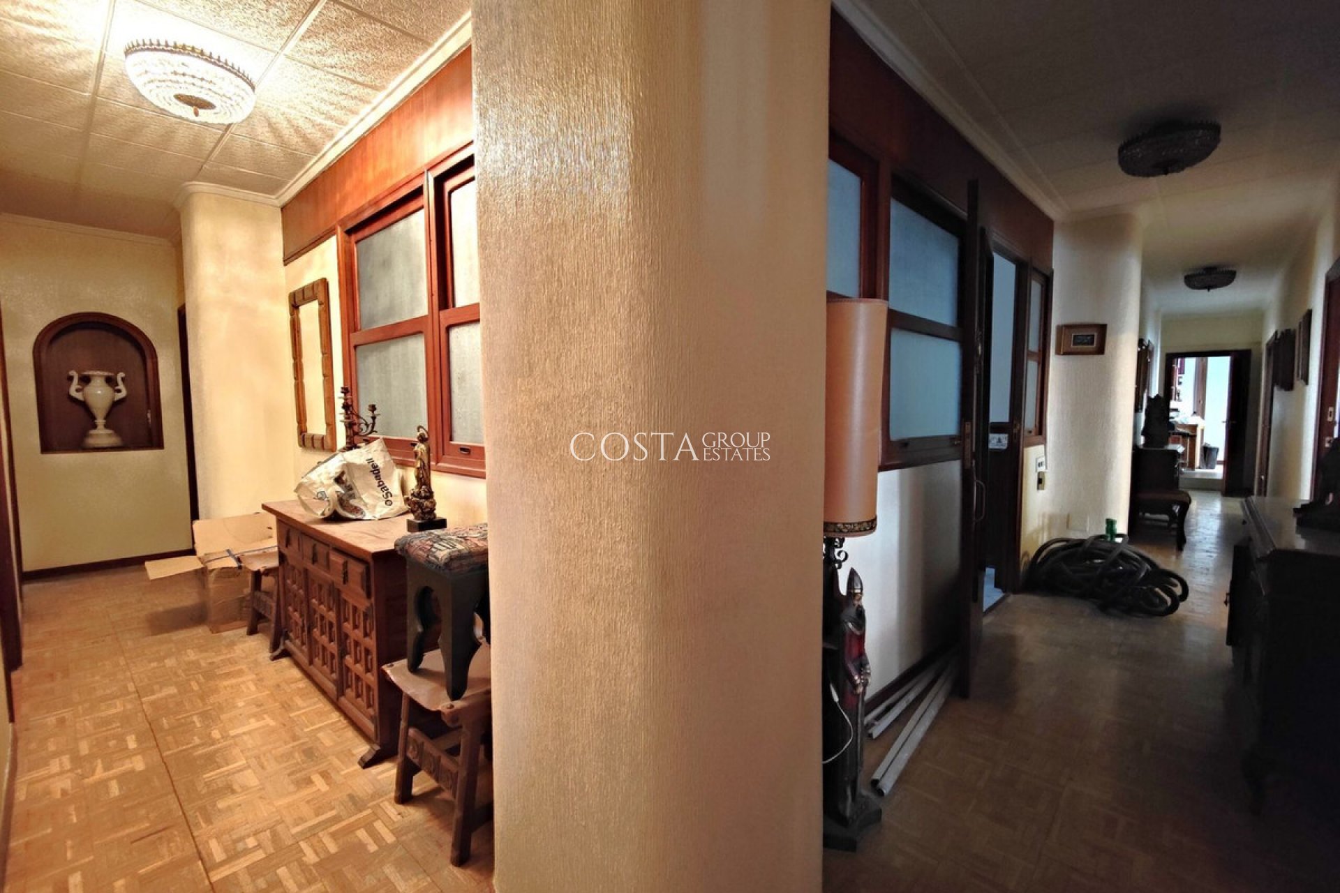 Resale - Apartments -
Torrevieja - Torrevieja Centro