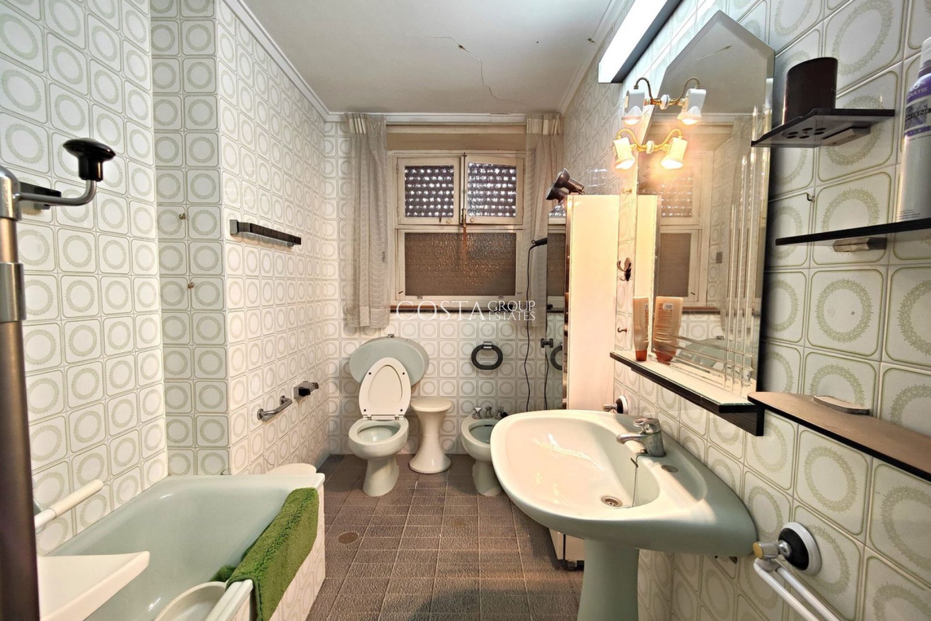 Resale - Apartments -
Torrevieja - Torrevieja Centro