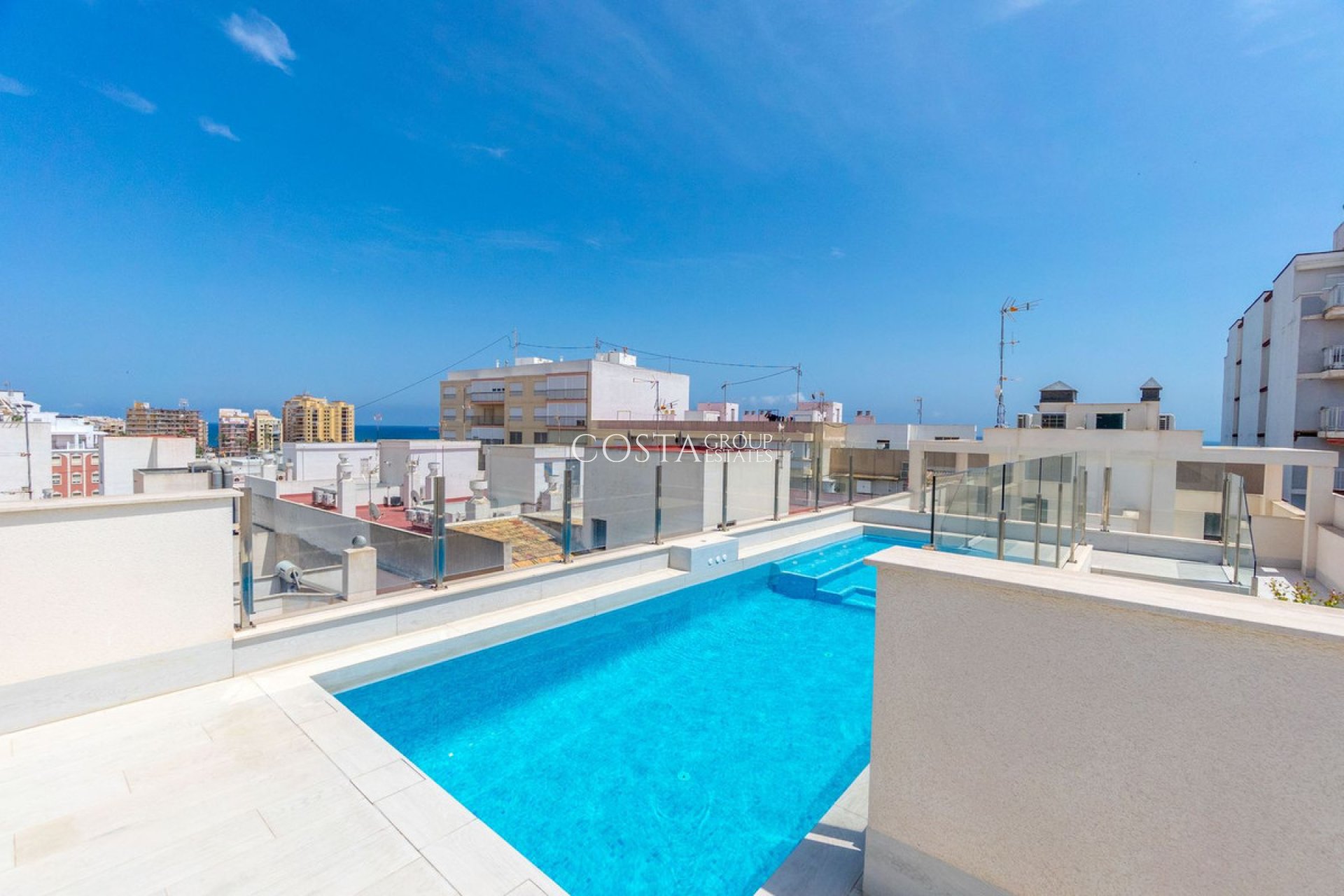 Resale - Apartments -
Torrevieja - Torrevieja Centro