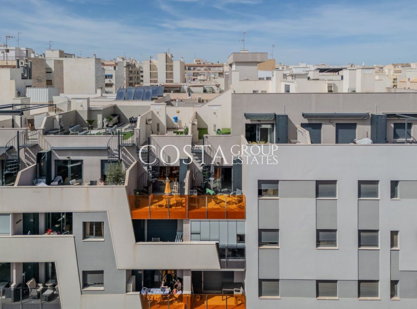 Resale - Apartments -
Torrevieja - Torrevieja Centro