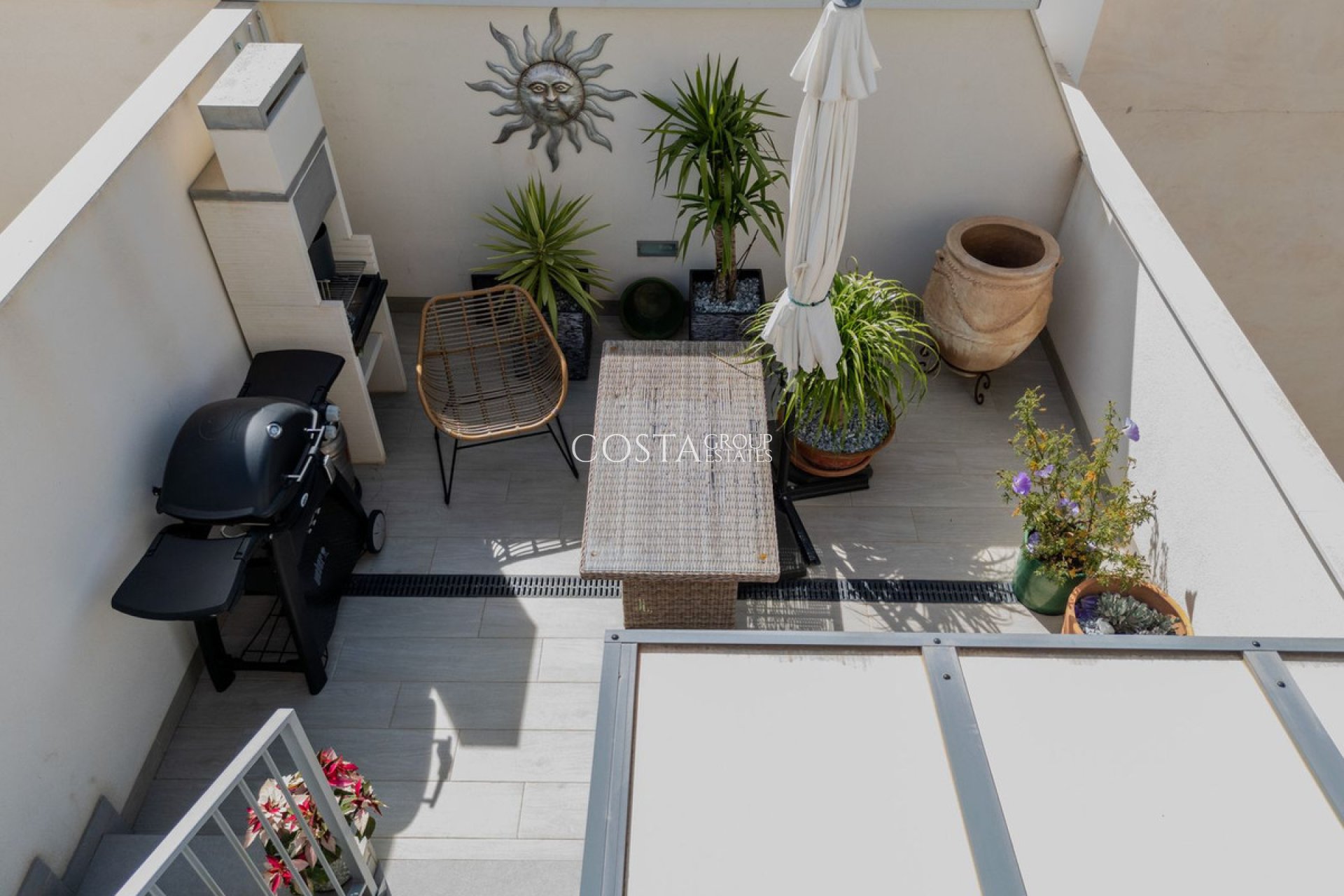 Resale - Apartments -
Torrevieja - Torrevieja Centro