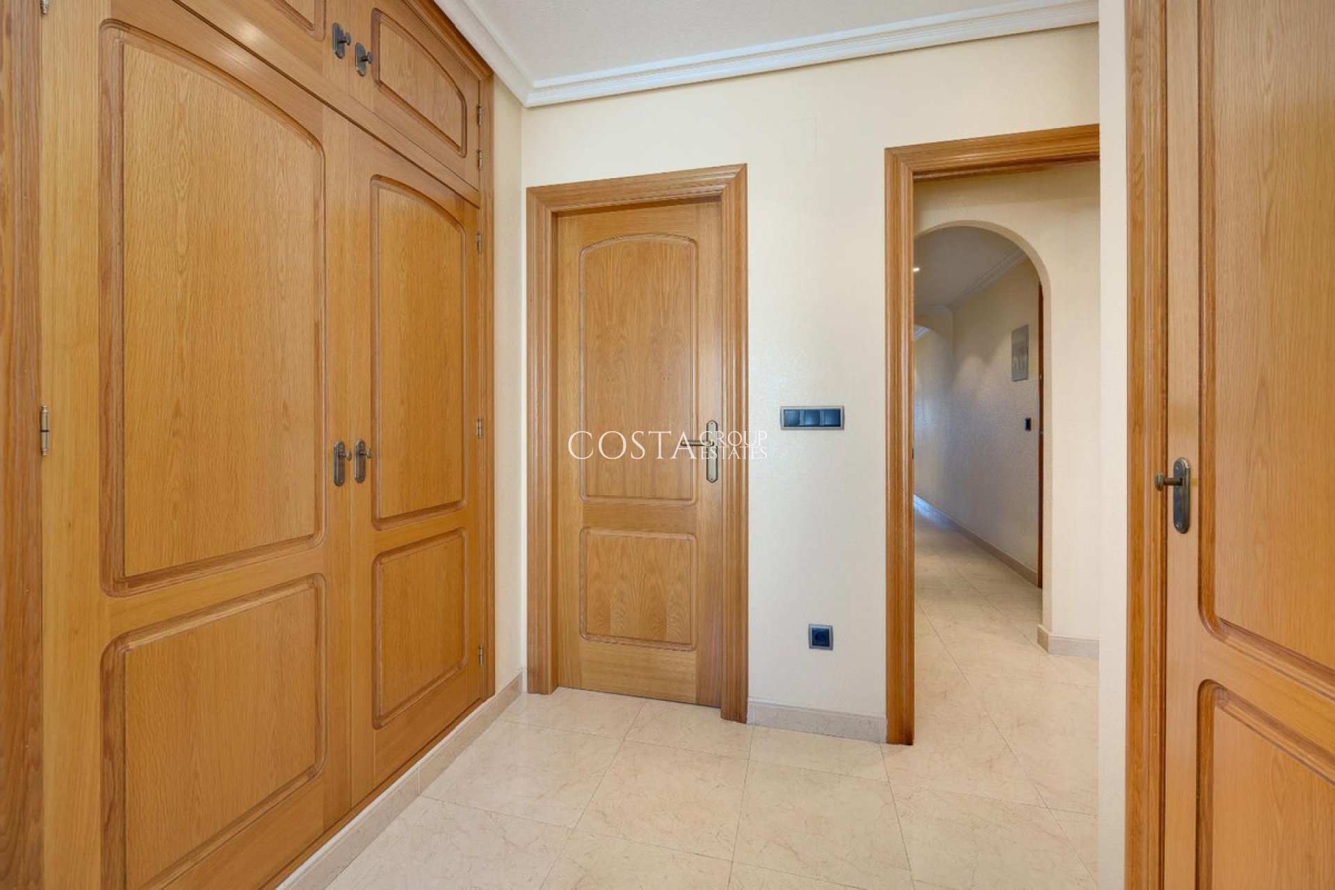 Resale - Apartments -
Torrevieja - Torrevieja Centro