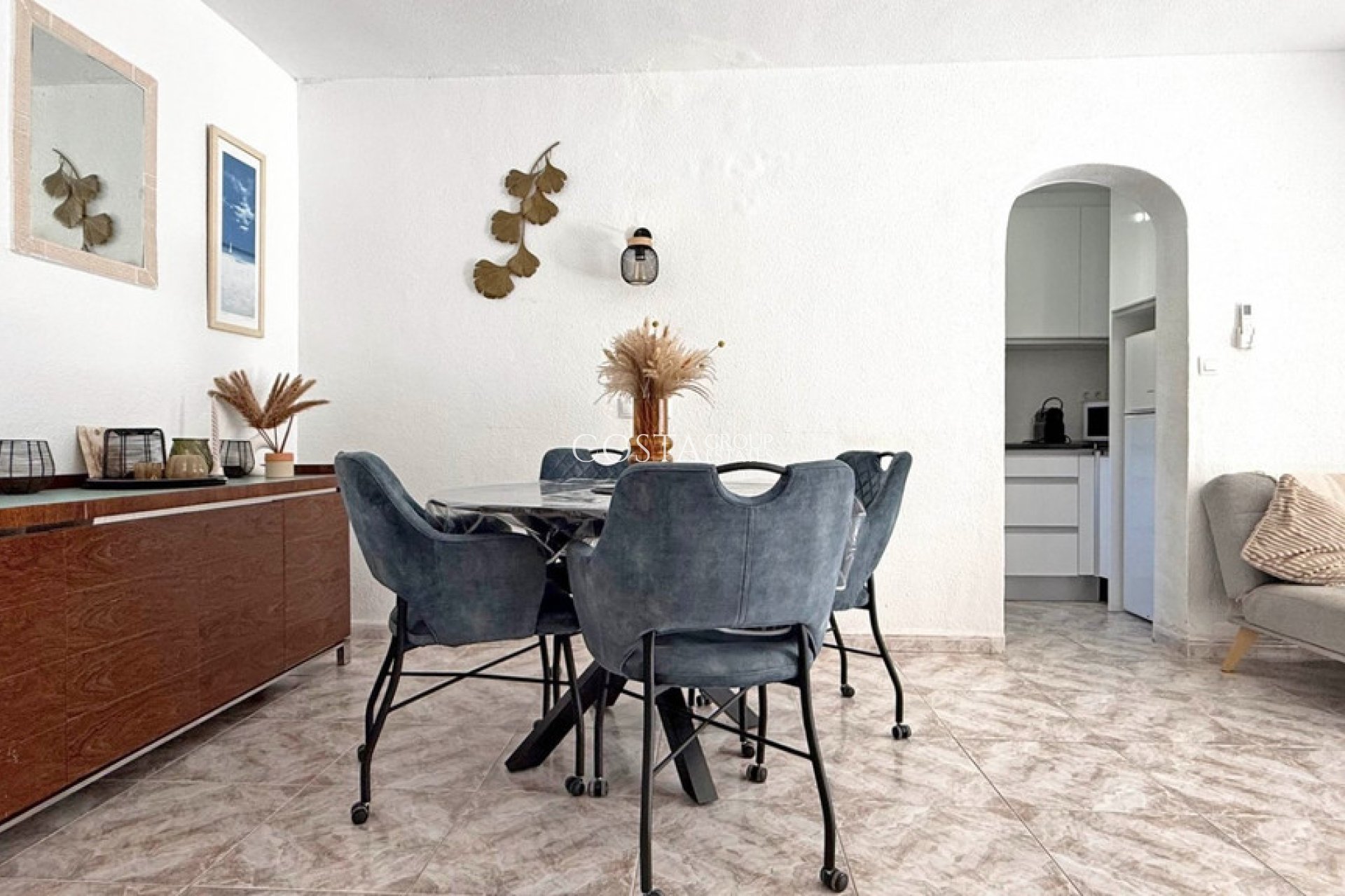 Resale - Apartments -
Torrevieja - Torrevieja Centro